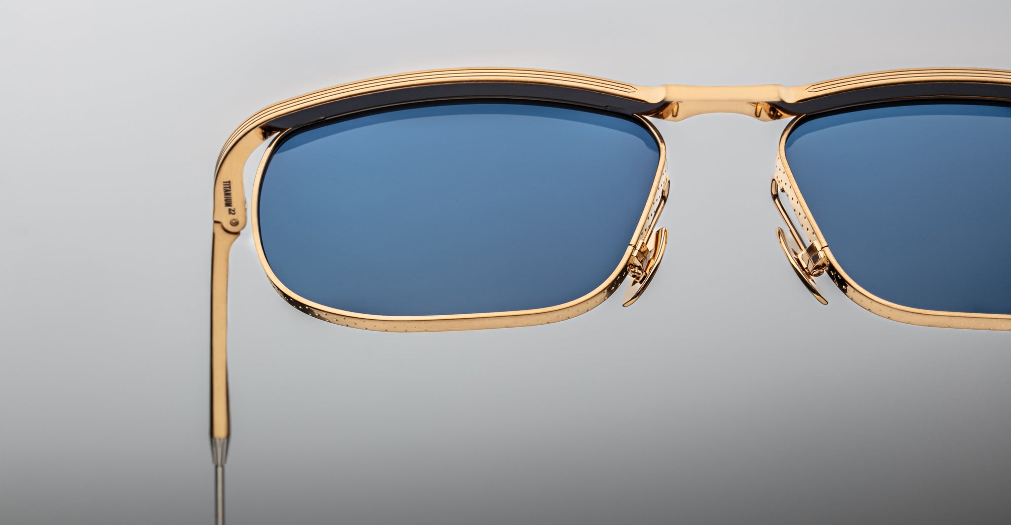 Jacques Marie Mage Melville in Gold JMMME-40