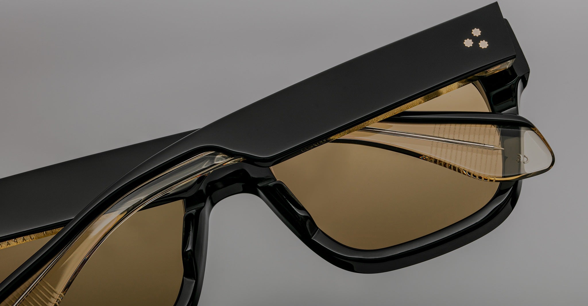 Jacques Marie Mage Cash in Beluga JMMCASH-7T