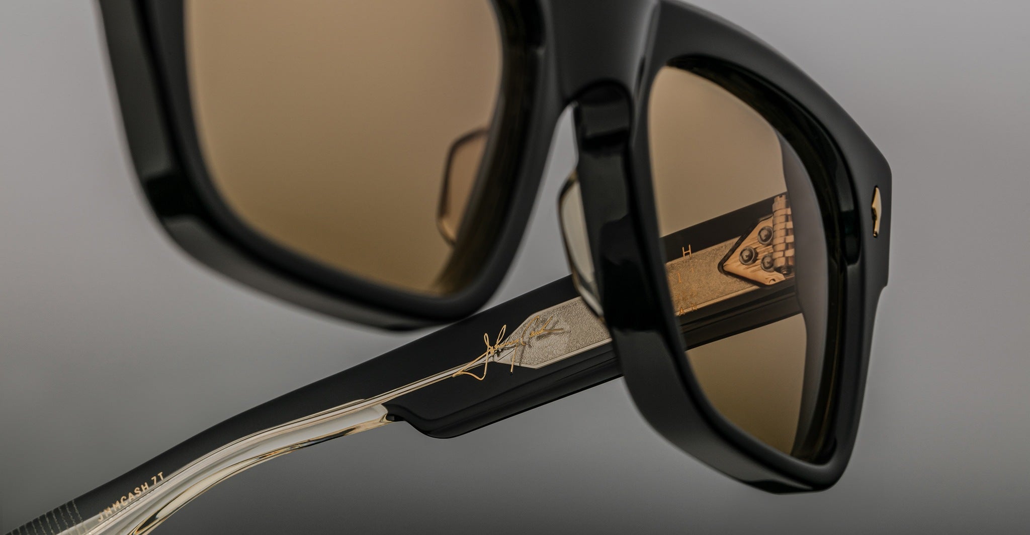 Jacques Marie Mage Cash in Beluga JMMCASH-7T