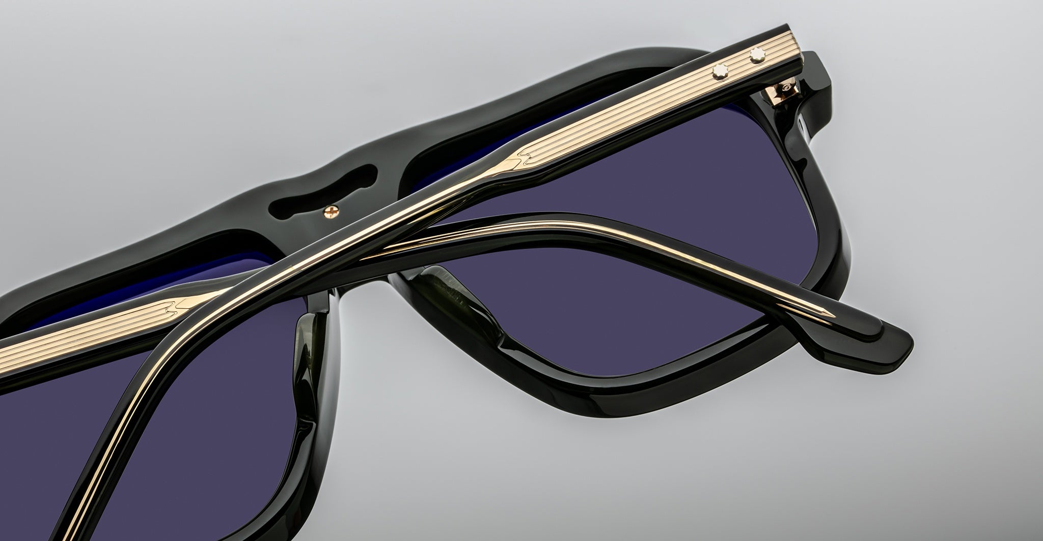 Jacques Marie Mage Casius in Viper JMMCU-1N