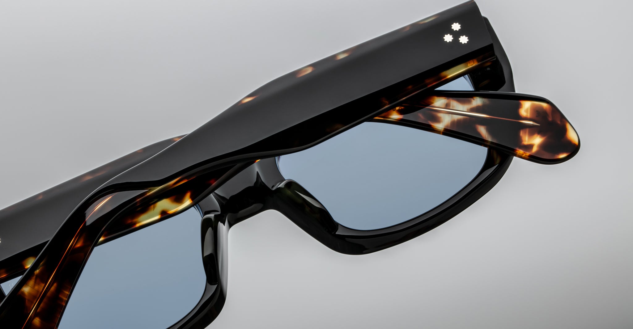 Jacques Marie Mage Corniche in Noir JMMCO-01