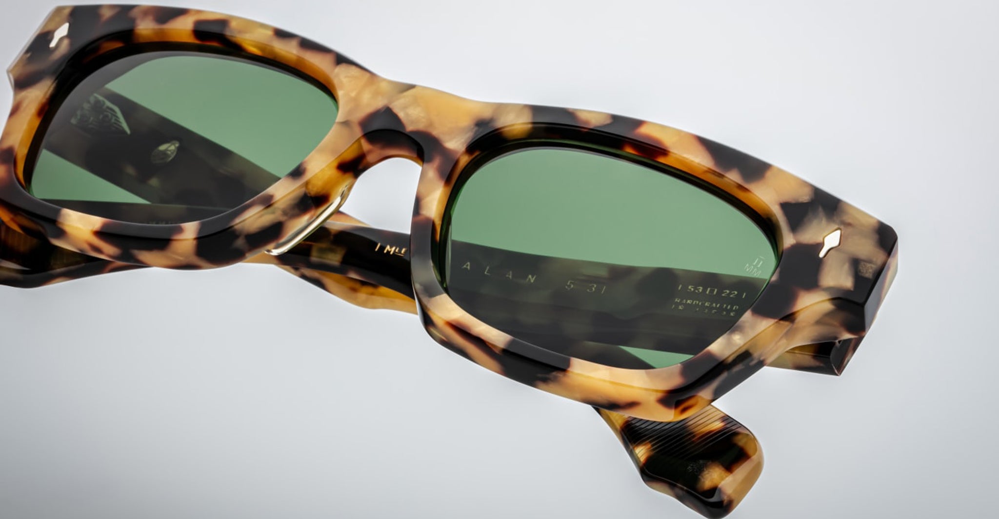 Jacques Marie Mage Dealan 53 in Gold Dust JMMDEX-15J