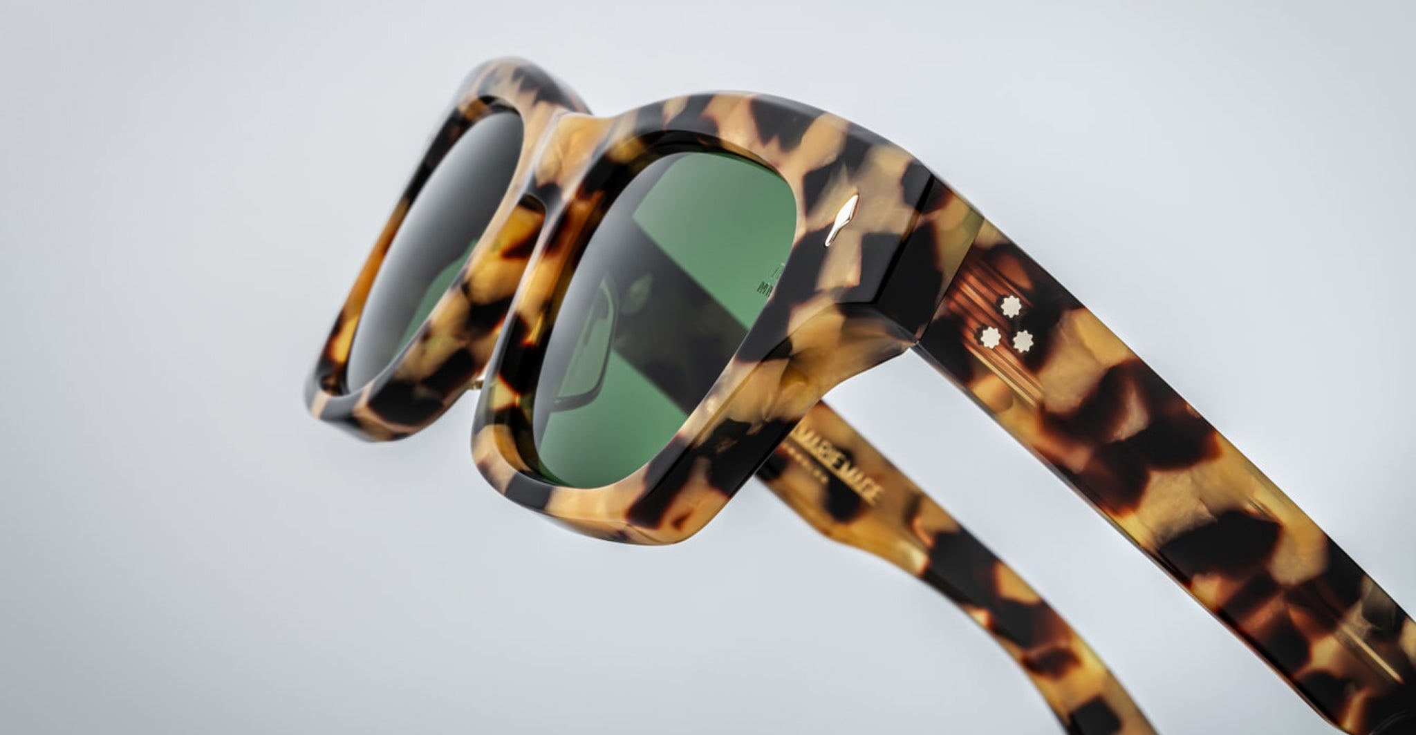 Jacques Marie Mage Dealan 53 in Gold Dust JMMDEX-15J