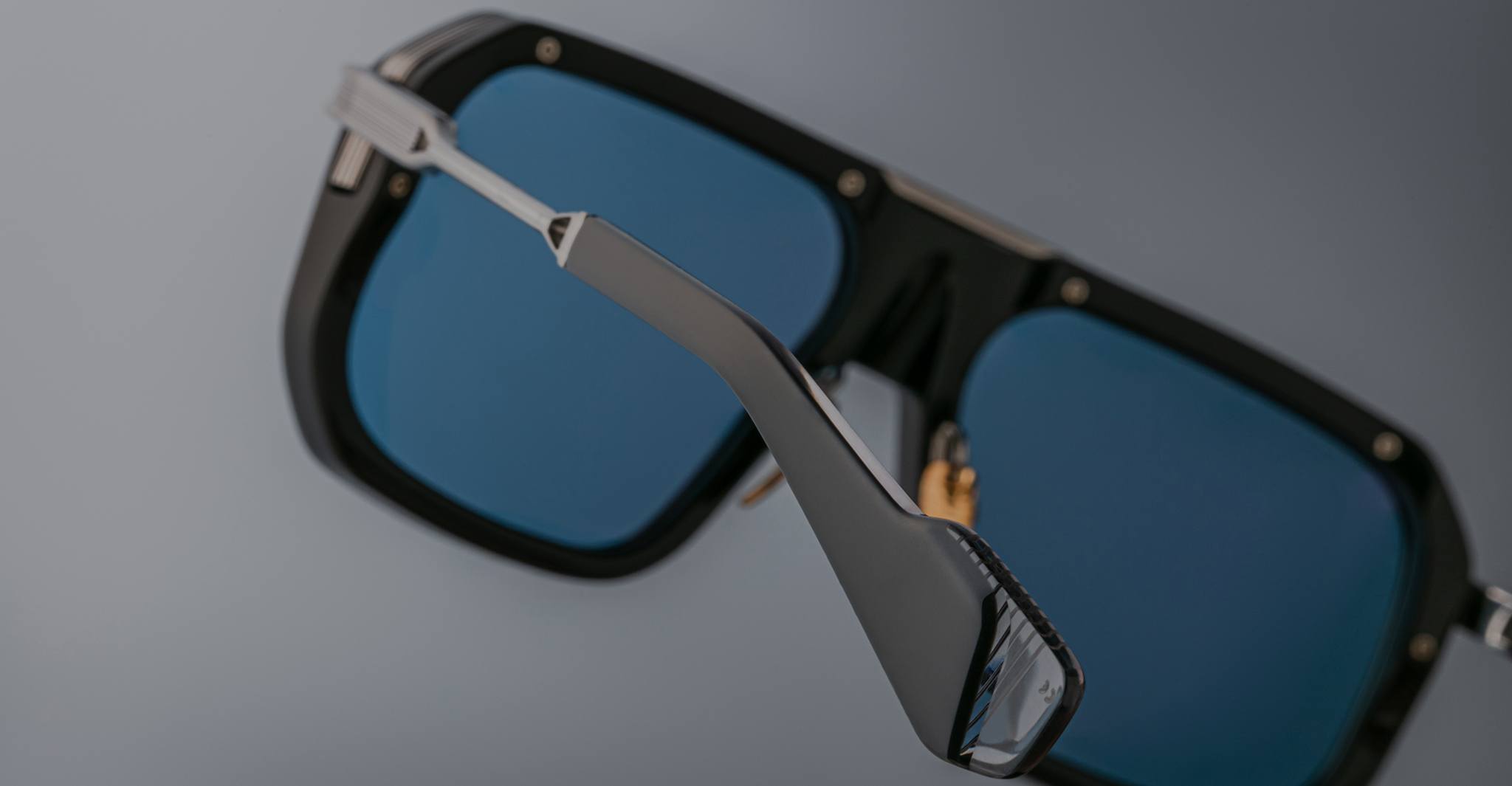 Jacques Marie Mage Donohu in Graphite JMMDH-98