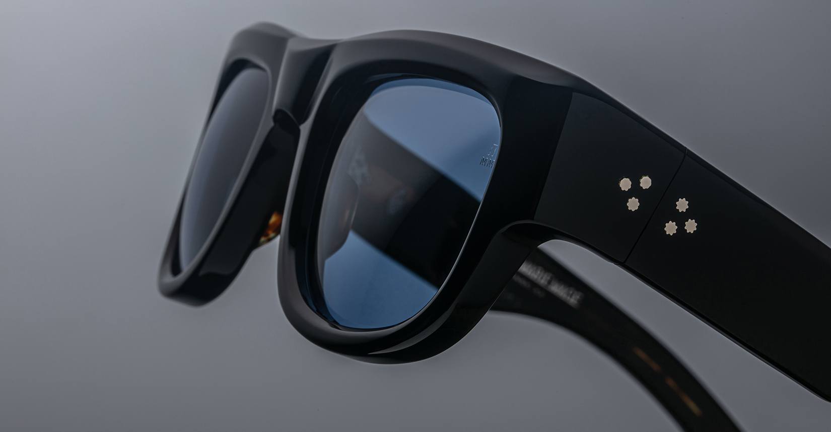 Jacques Marie Mage Donovan in Noir JMMDO-01