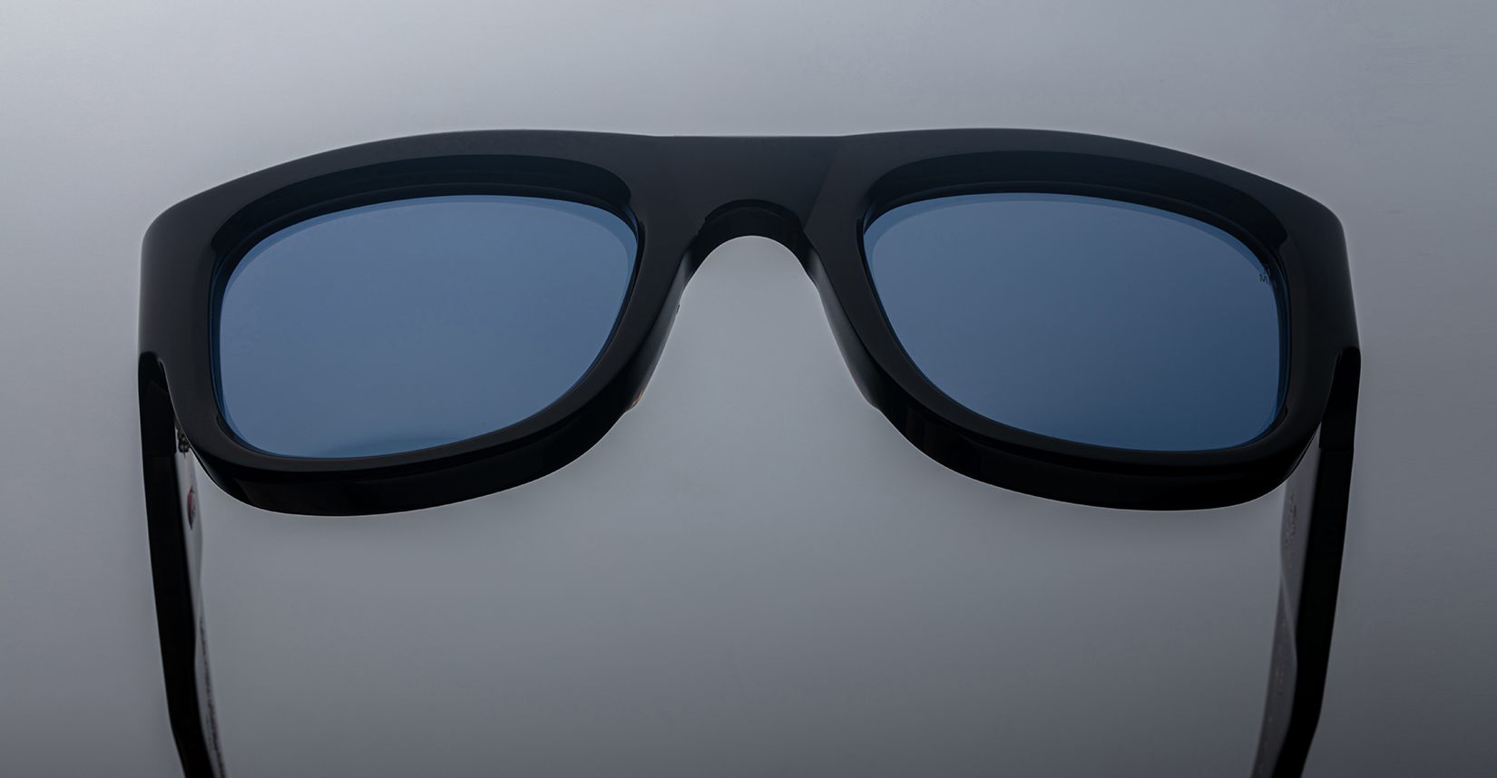 Jacques Marie Mage Donovan in Noir JMMDO-01