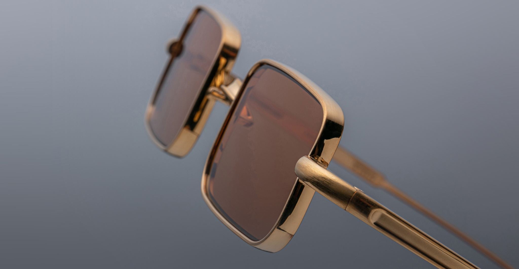 Jacques Marie Mage Fatale in Gold JMMFL-40