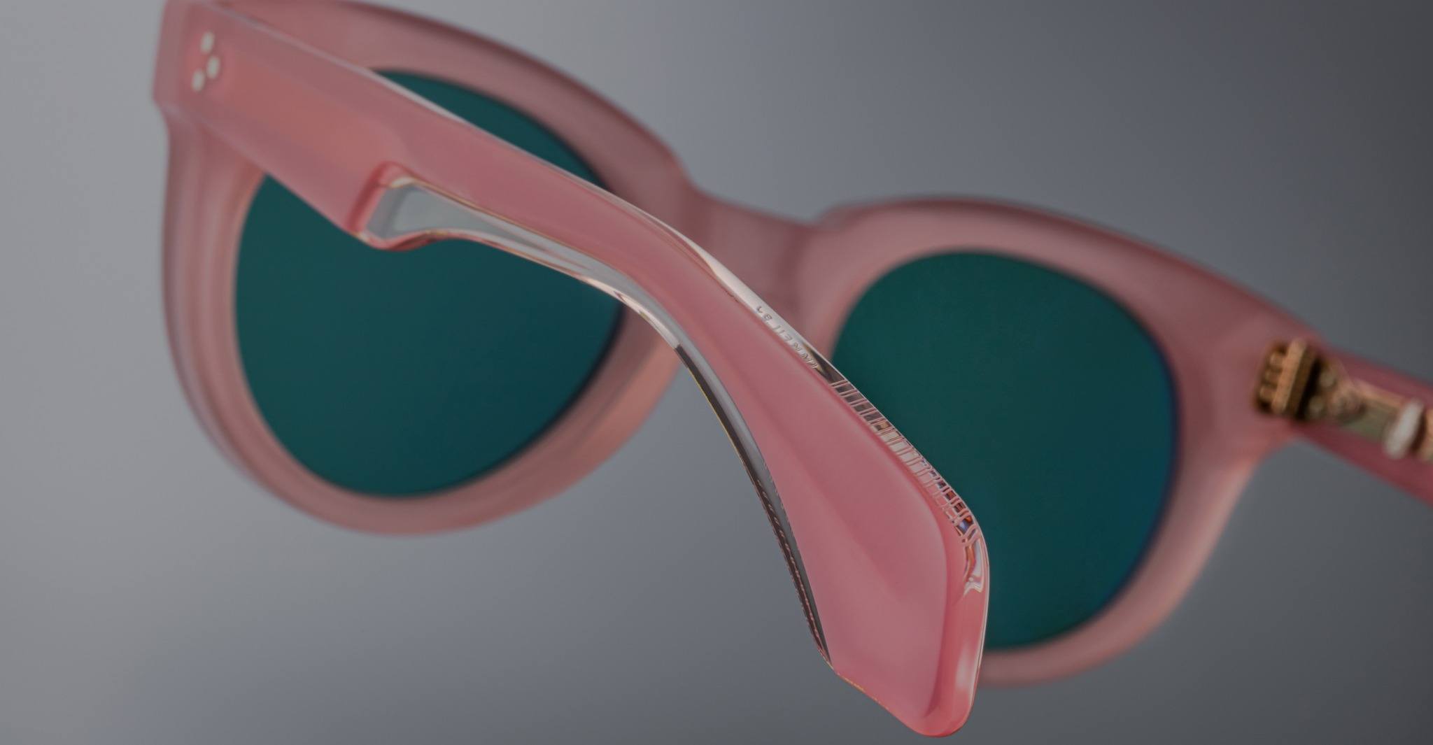 Jacques Marie Mage Fontainebleau 2 in Daisy JMMFU-9J