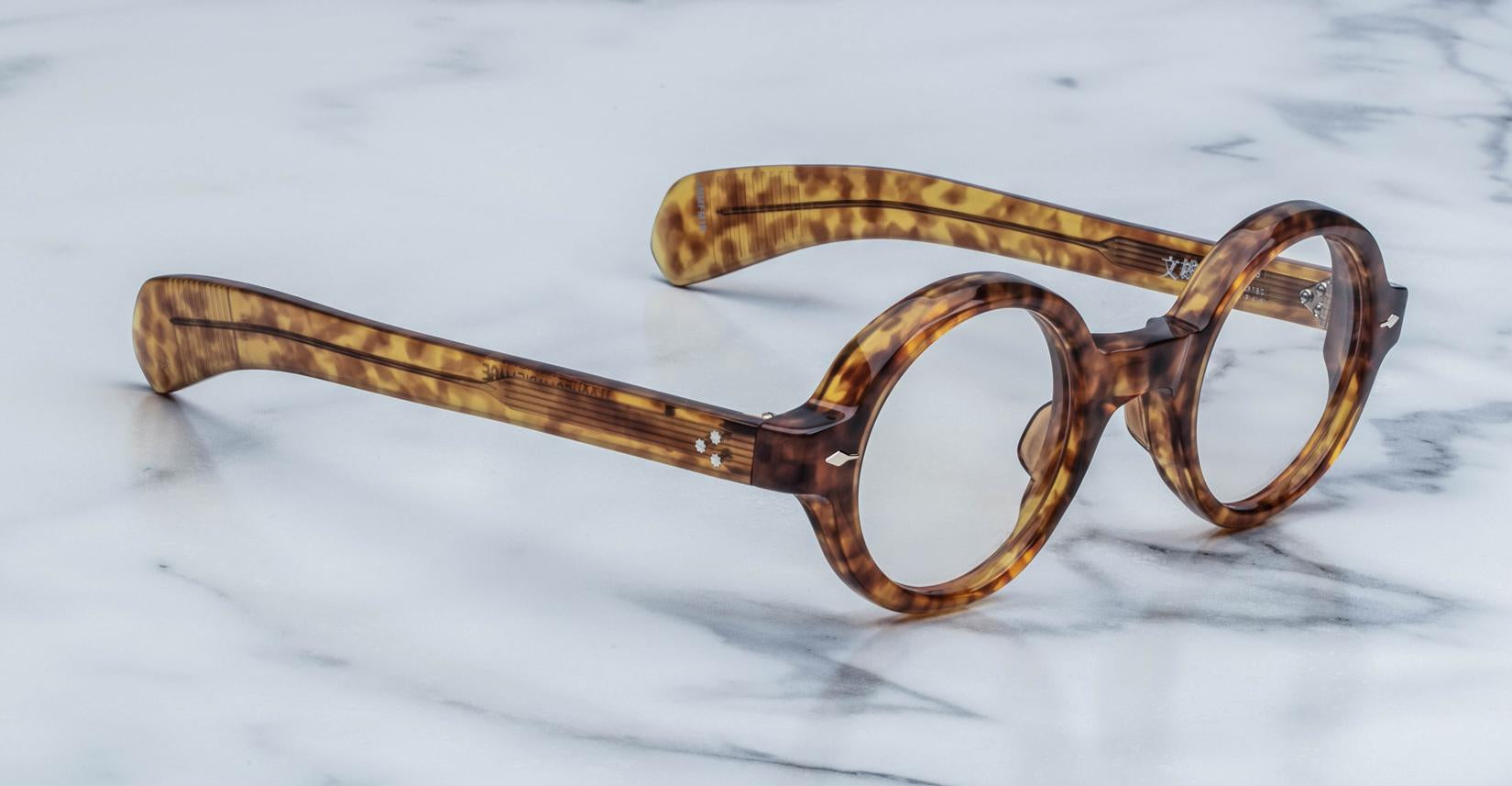 Jacques Marie Mage Fumio in Camel RX JMMFMRX-1R