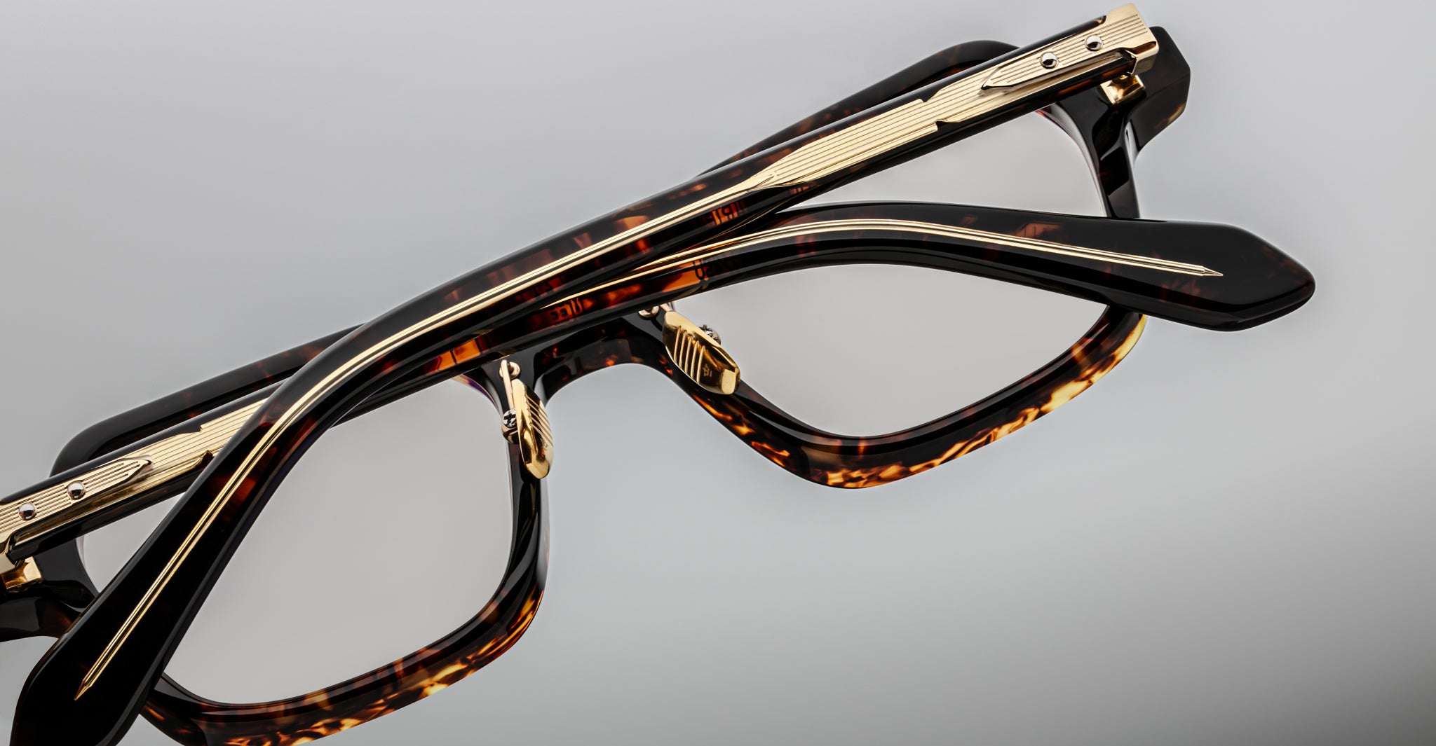 Jacques Marie Mage Holden in Agar OpticalJMMHOLRX-6D