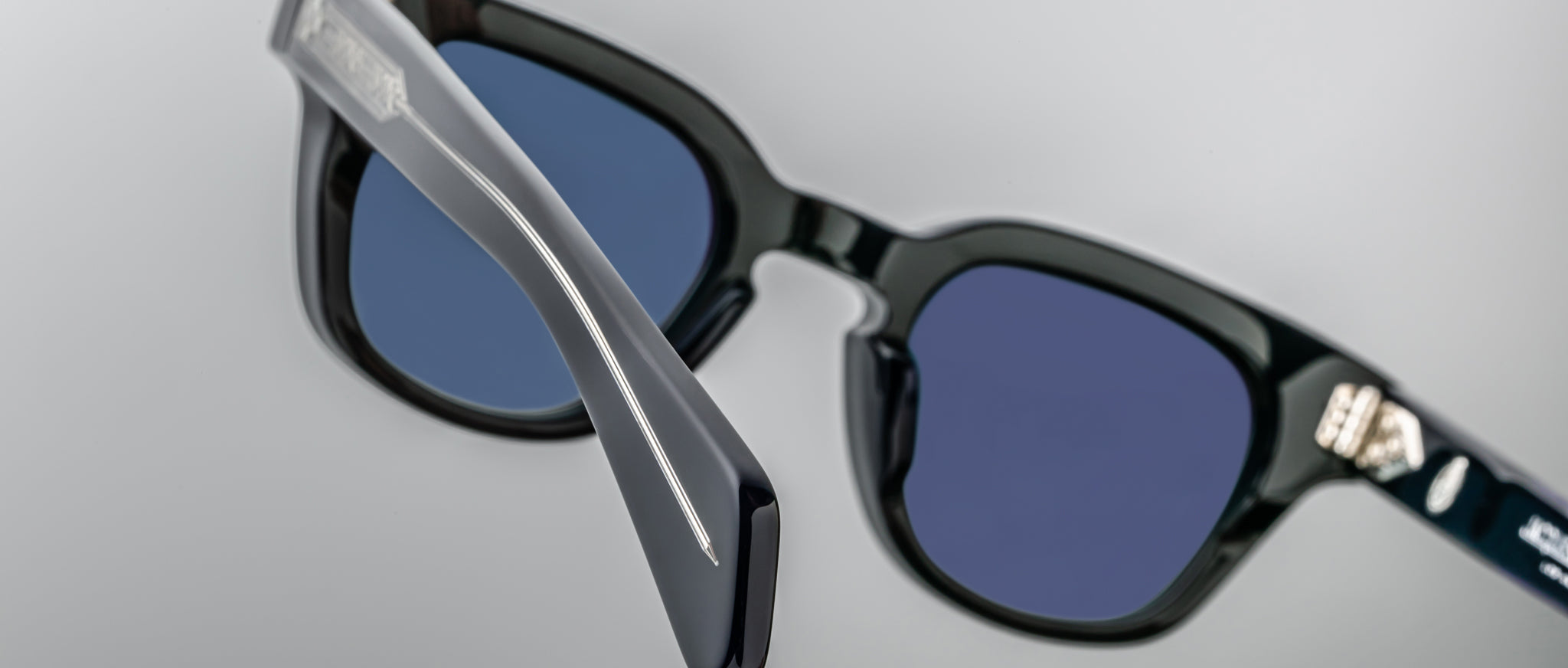 Jacques Marie Mage Julien in Regal JMMJL-11K