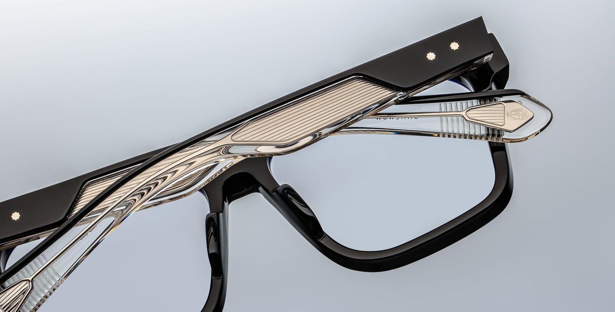 Jacques Marie Mage Lucknow in Titan JMMLWRX-6W