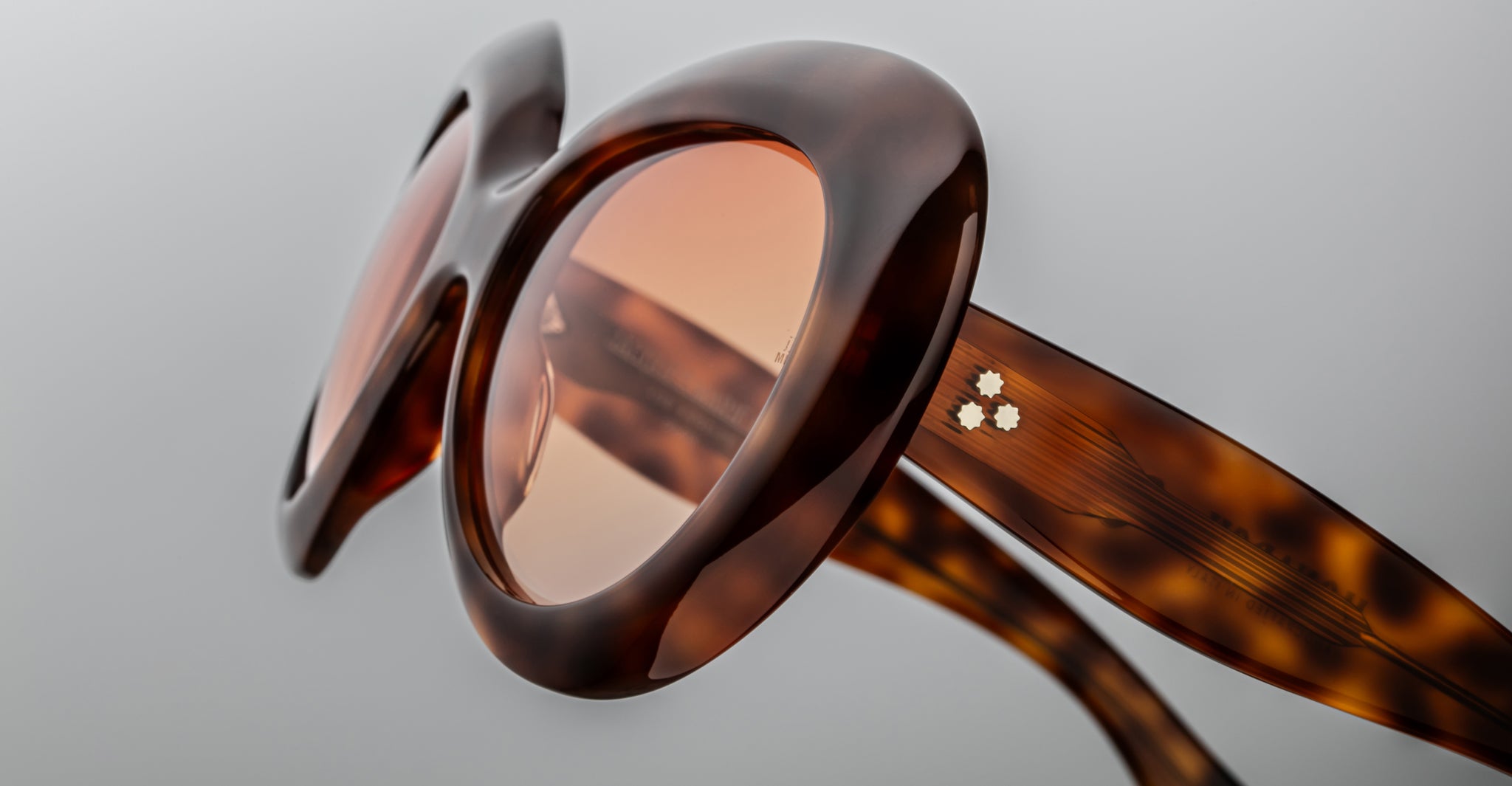 Jacques Marie Mage Monarch in Teddy Brown JMMMH-13M