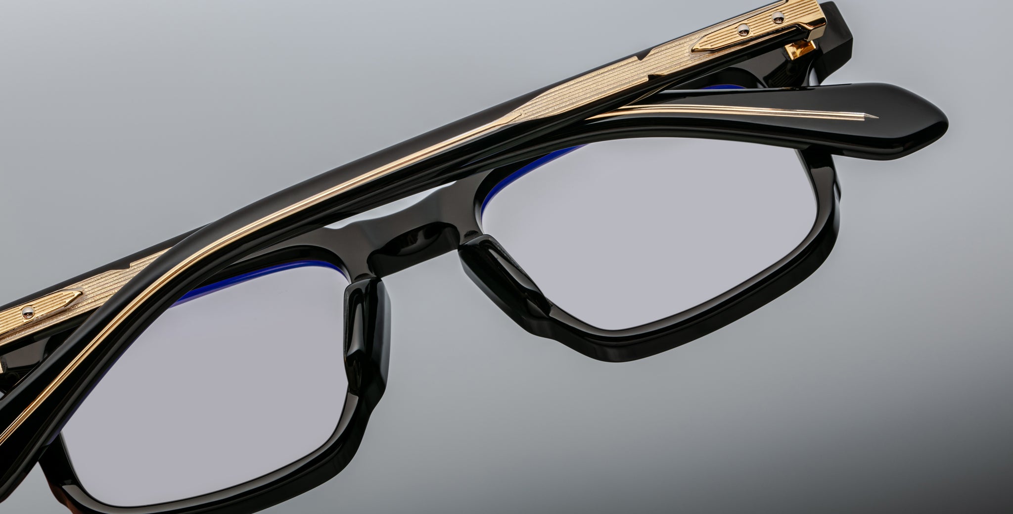 Jacques Marie Mage Moscova Frame in Stallion JMMMSRX-13F