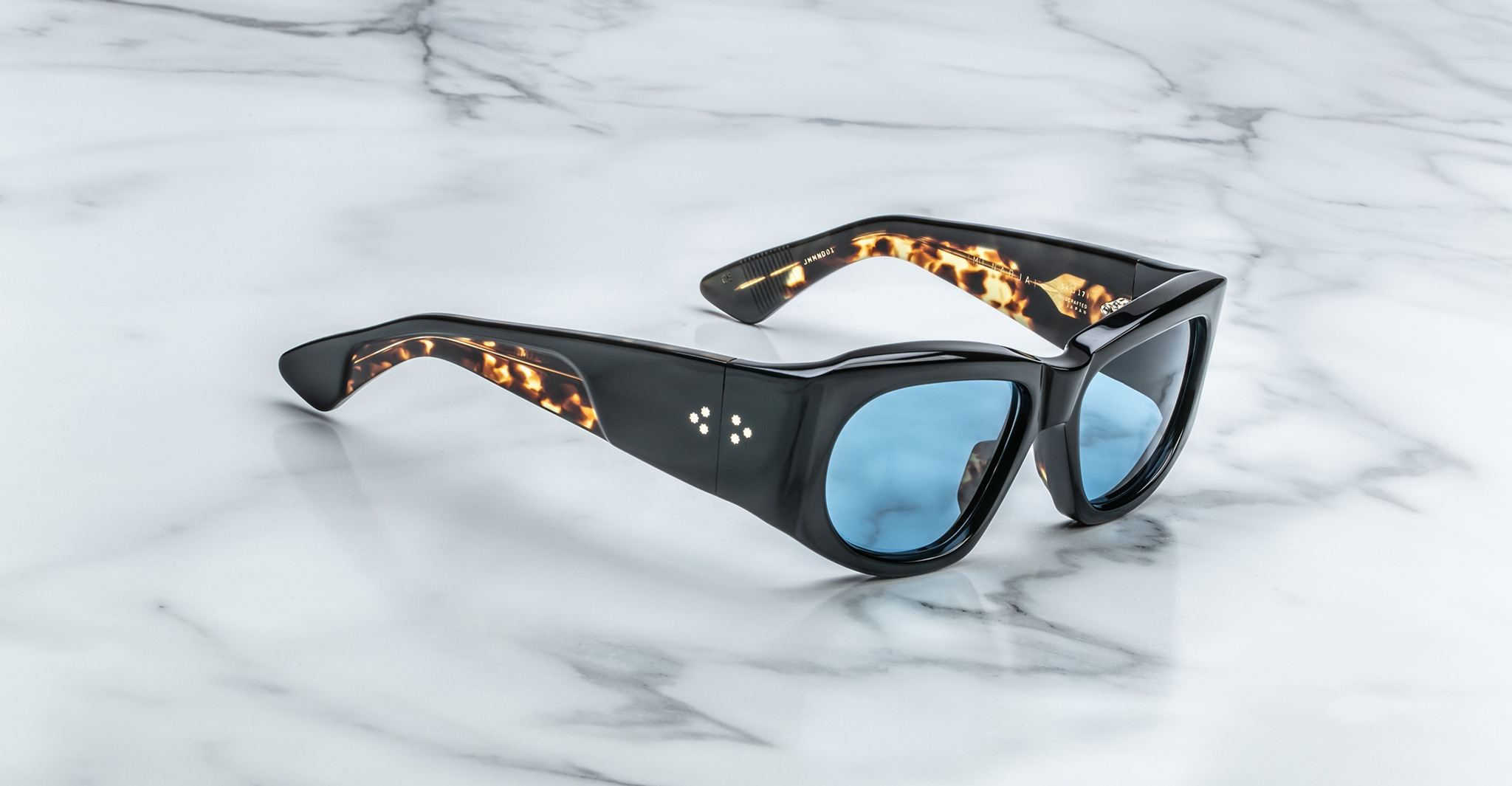 Jacques Marie Mage Nadja in Noir JMMND-01