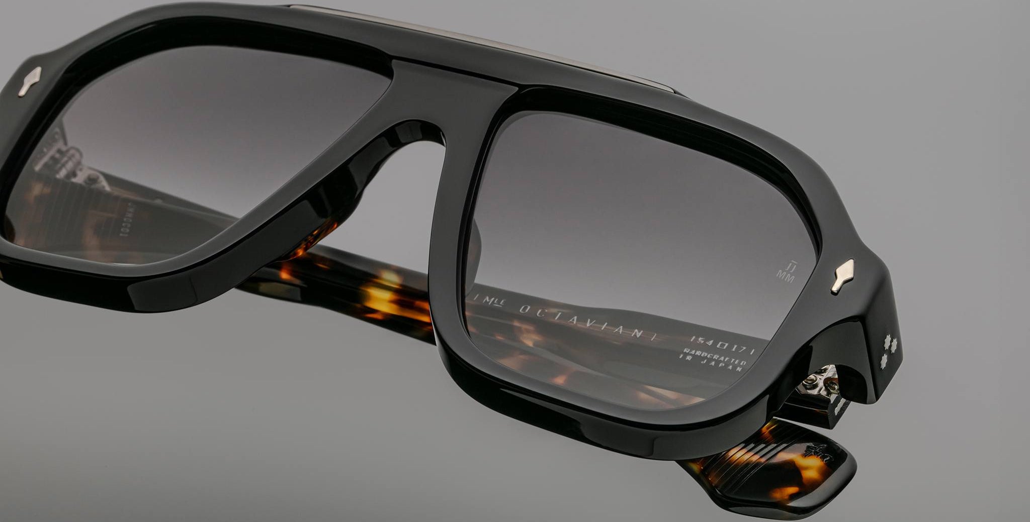 Jacques Marie Mage Octavian in Noir JMMOC-01