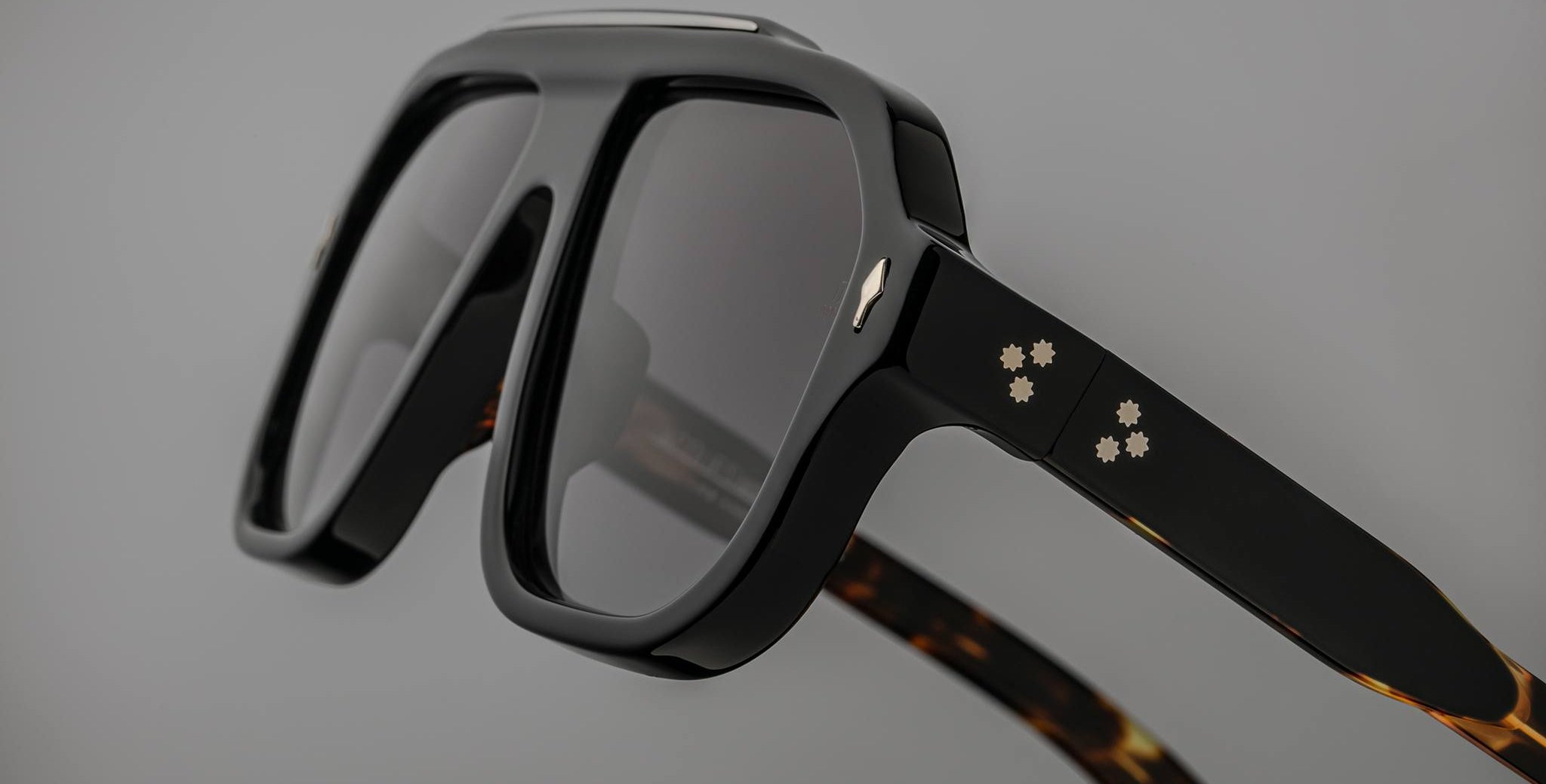 Jacques Marie Mage Octavian in Noir JMMOC-01
