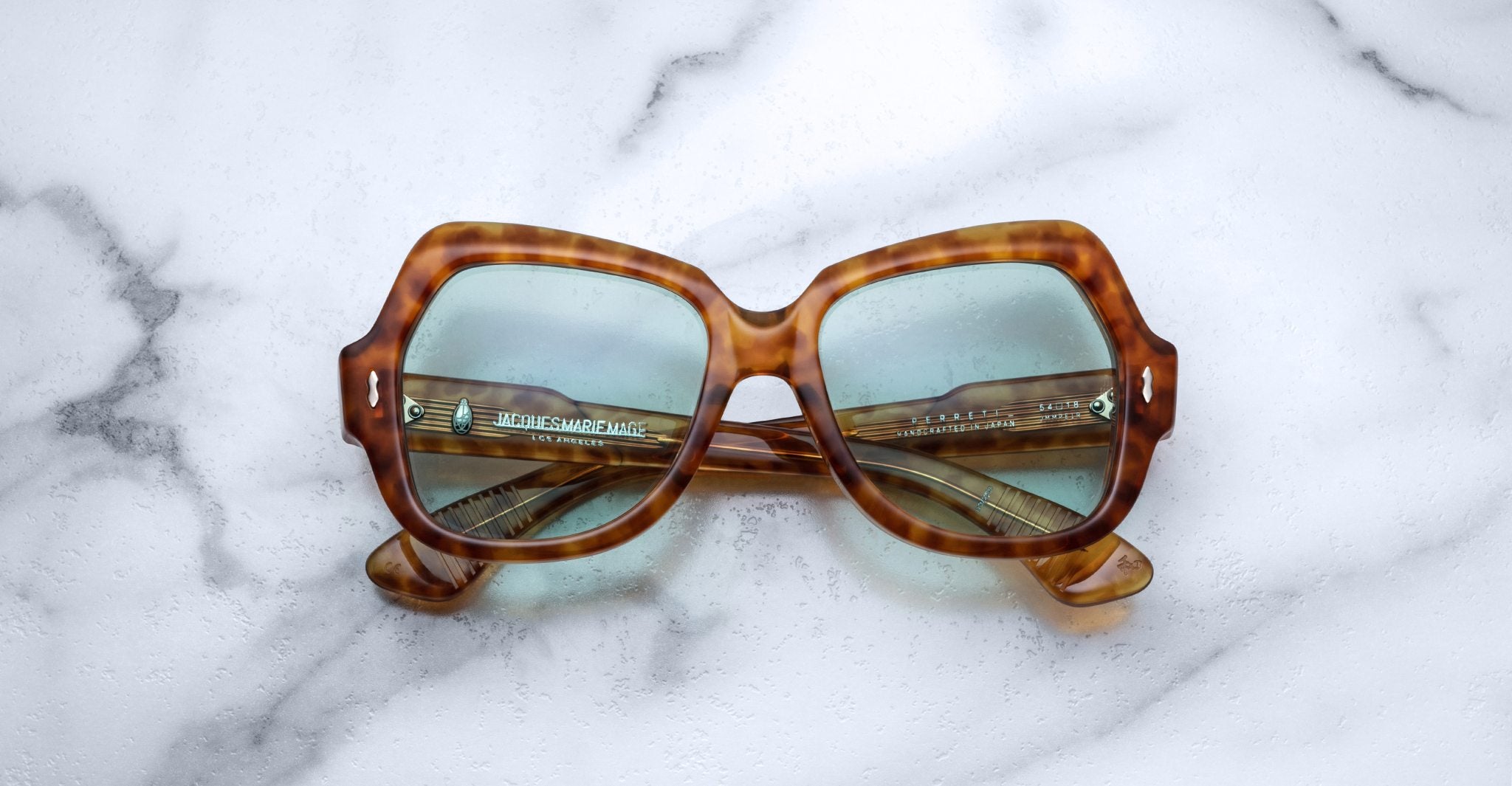 Jacques Marie Mage Perreti in Camel JMMPE-1R