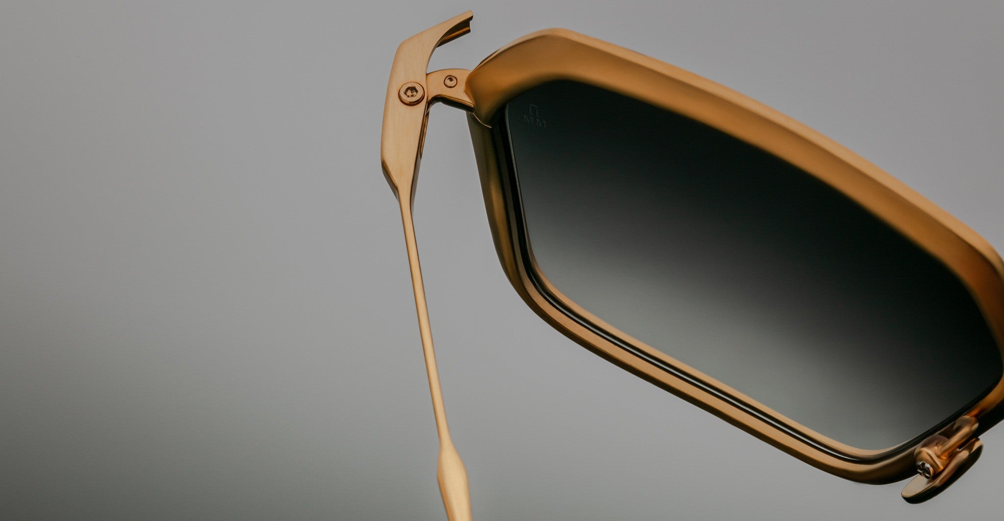 Jacques Marie Mage Ugo in Gold JMMUG-40
