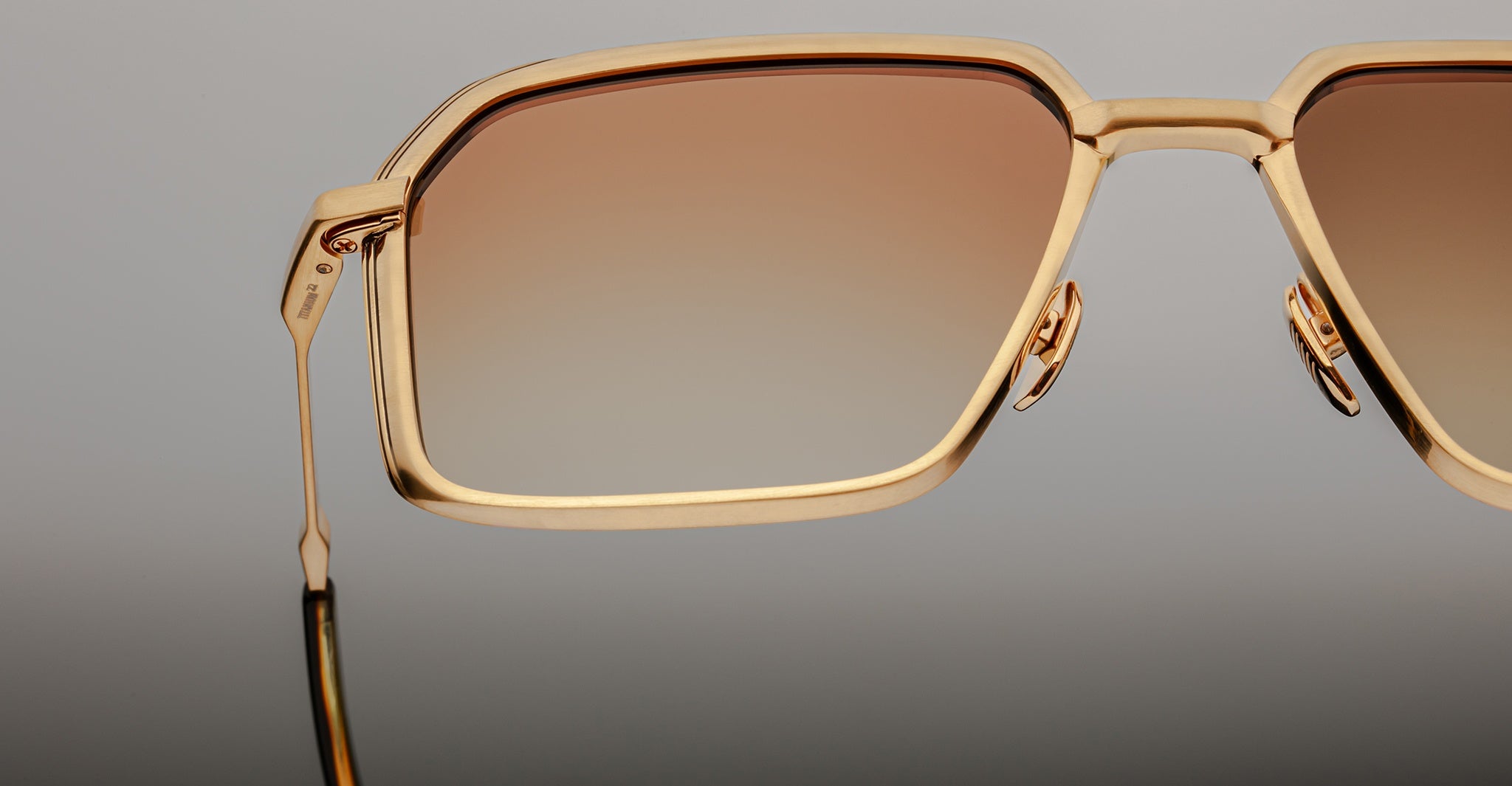 Jacques Marie Mage Vasco in Gold JMMVS-40