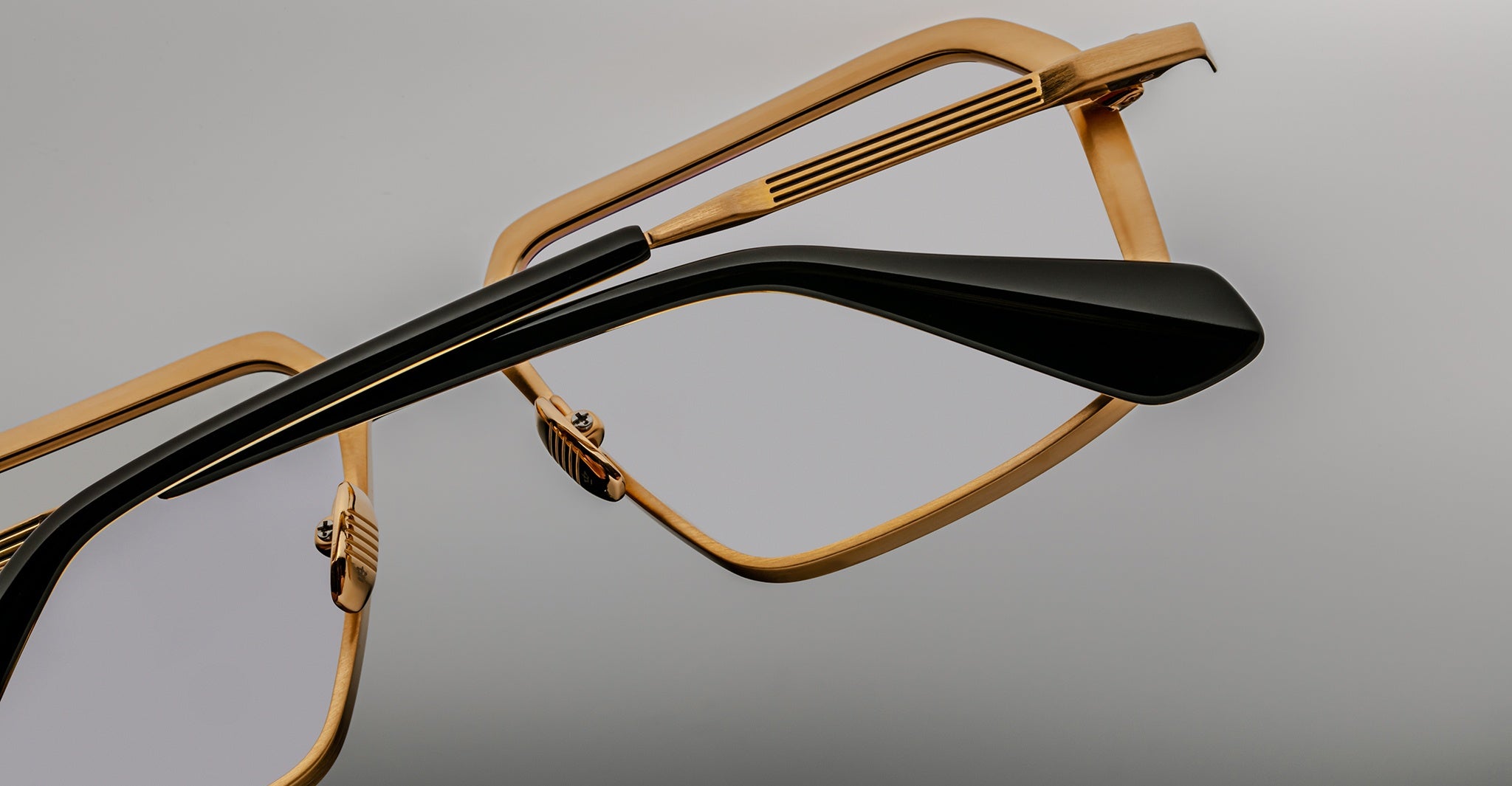 Jacques Marie Mage Vasco in Gold Optical JMMVSRX-40