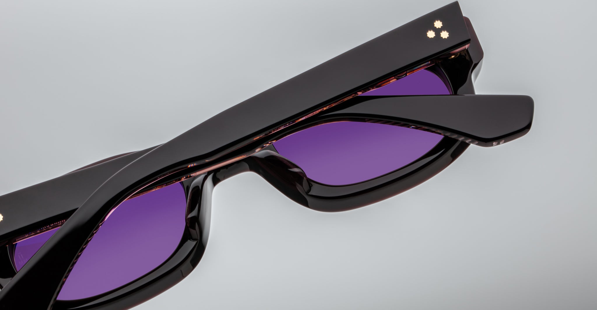 Jacques Marie Mage Whiskeyclone in Aubergine JMMWC-11U