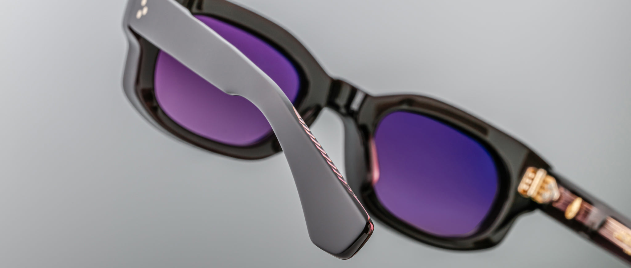 Jacques Marie Mage Whiskeyclone in Aubergine JMMWC-11U