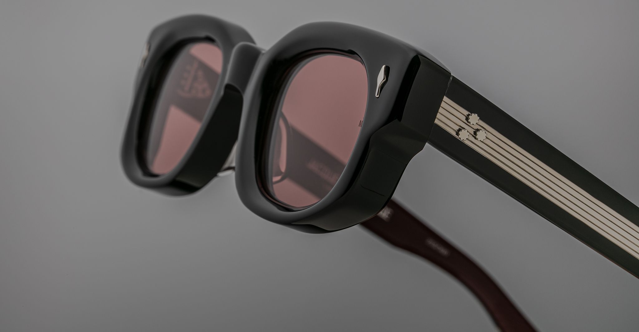 Jacques Marie Mage Whiskeyclone in Bloodstone JMMWC-6P