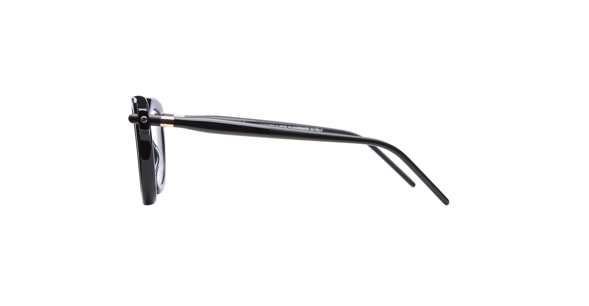 Kuboraum P7 BB in Black Shine