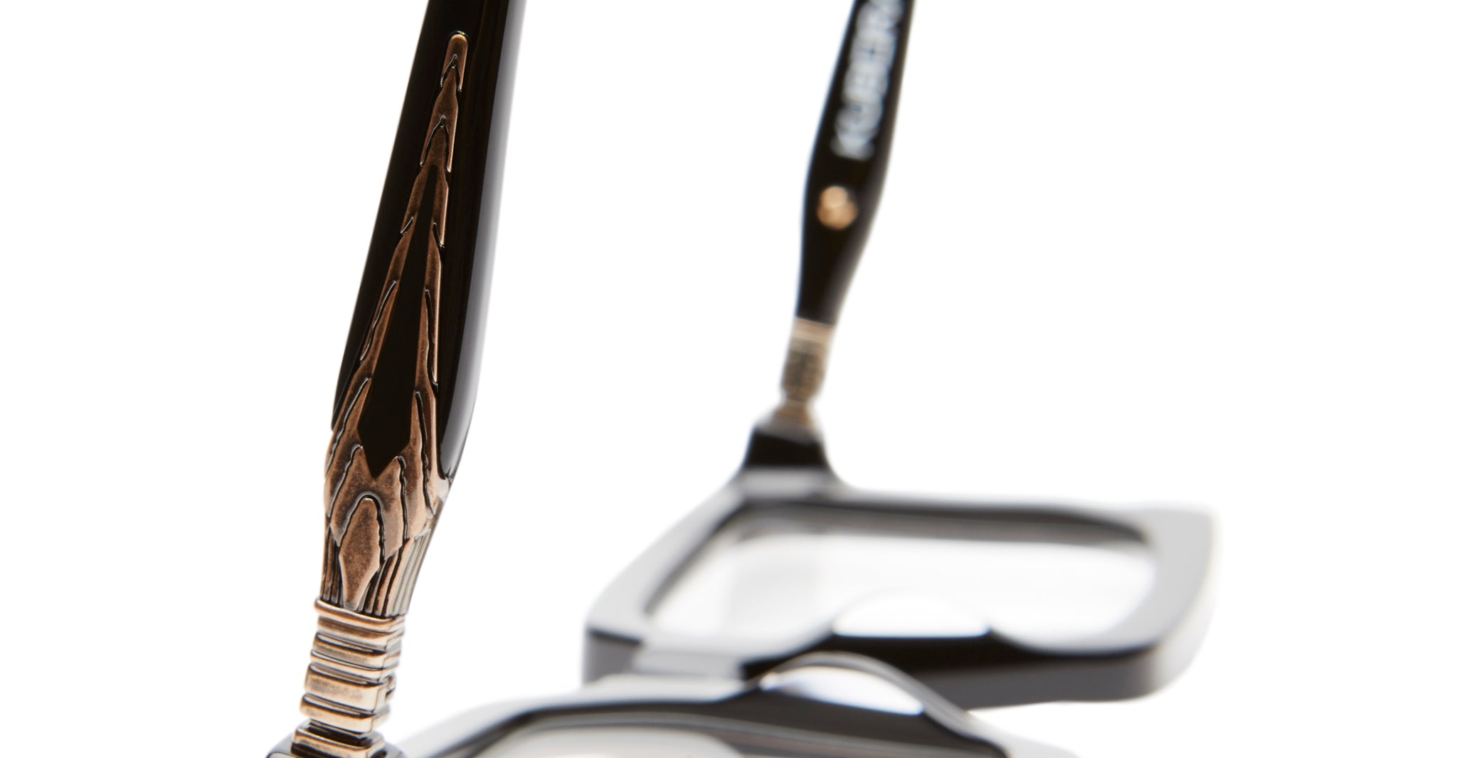 Kuboraum D72 Optical Frame in Color BS Black Shine Profile Detail