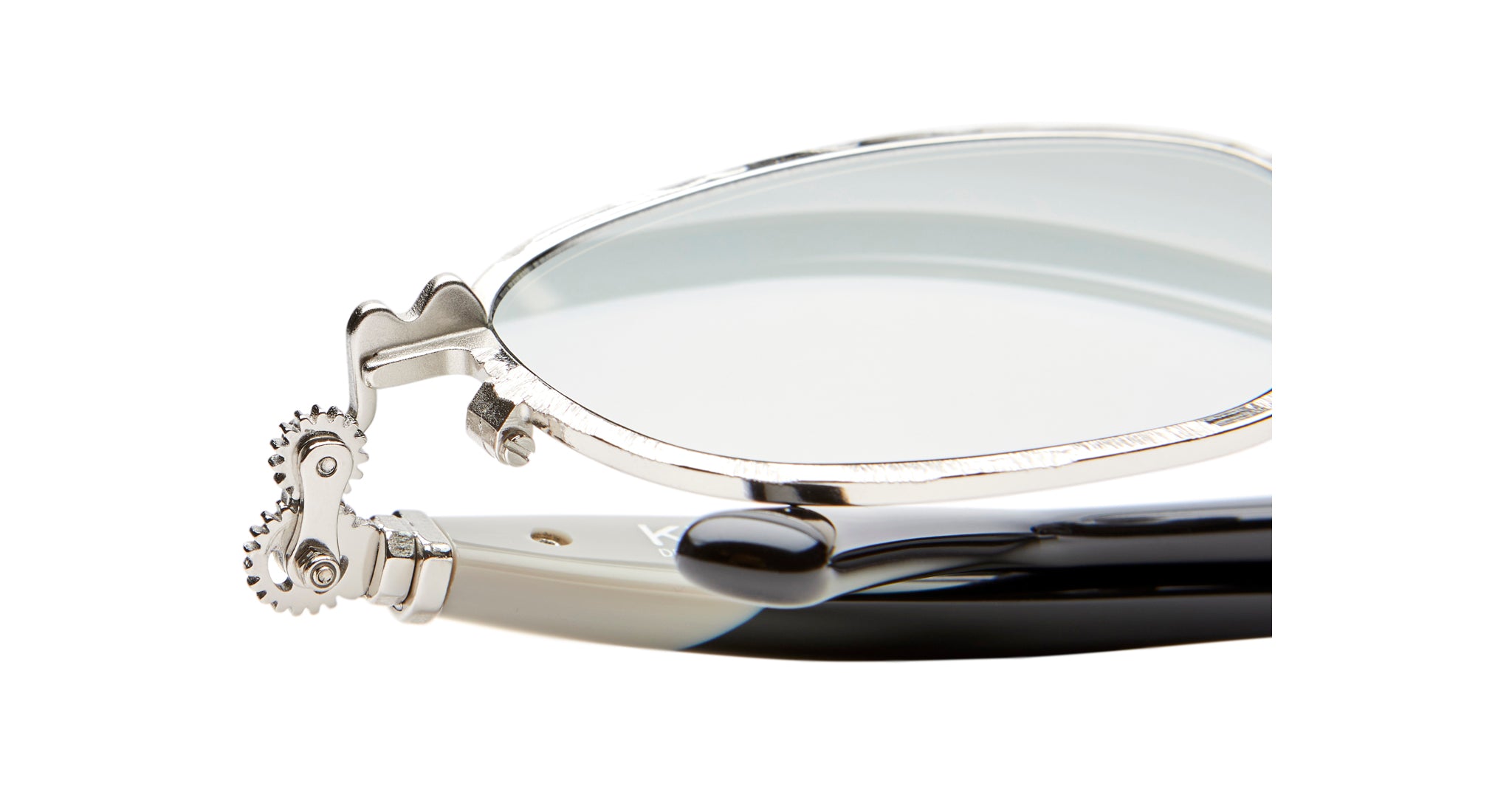 Kuboraum J71 Sunglass in SI Silver Folded Detail