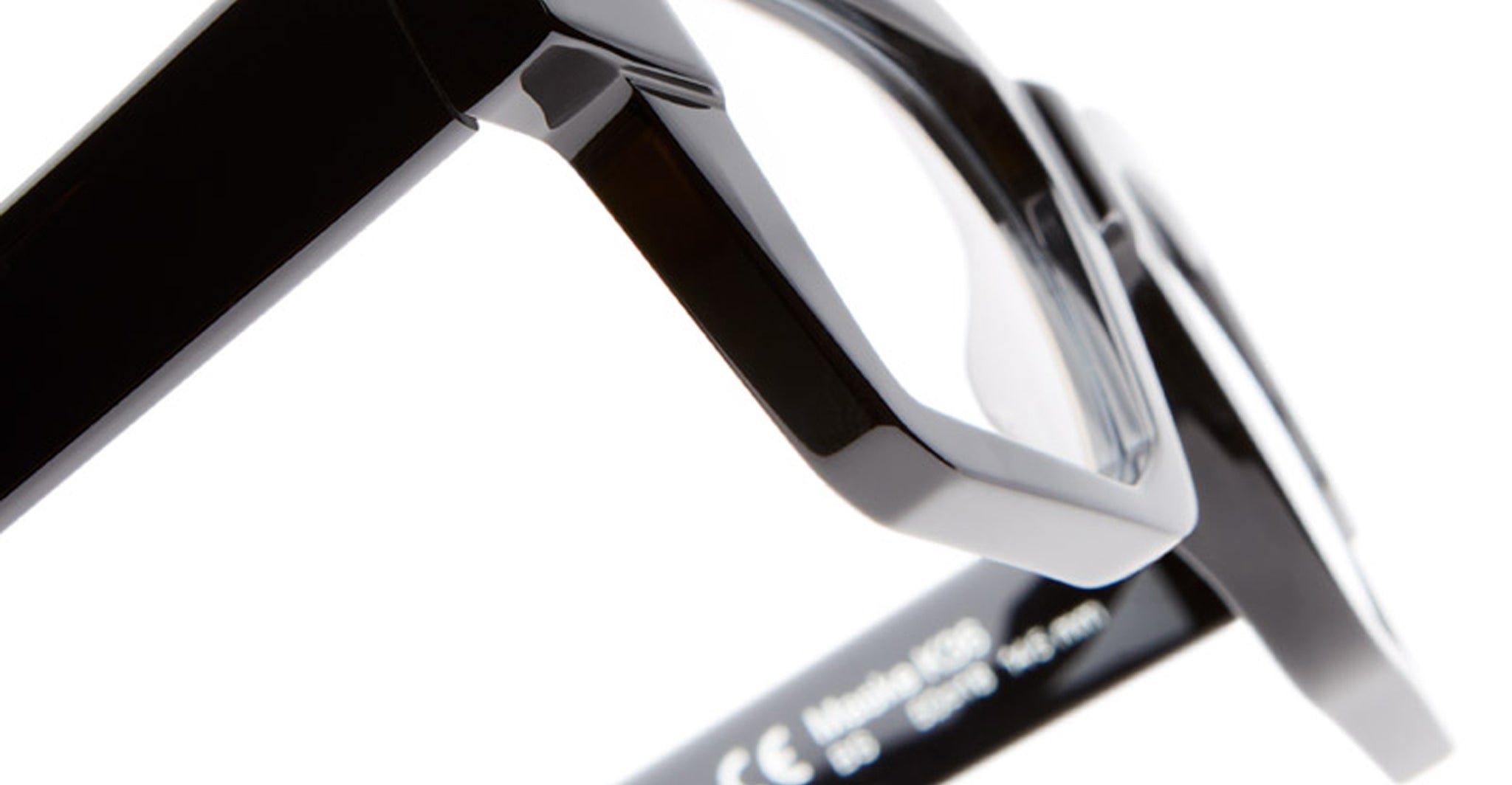 Kuboraum K36 BS in Black Shine KROK36BS000000OP
