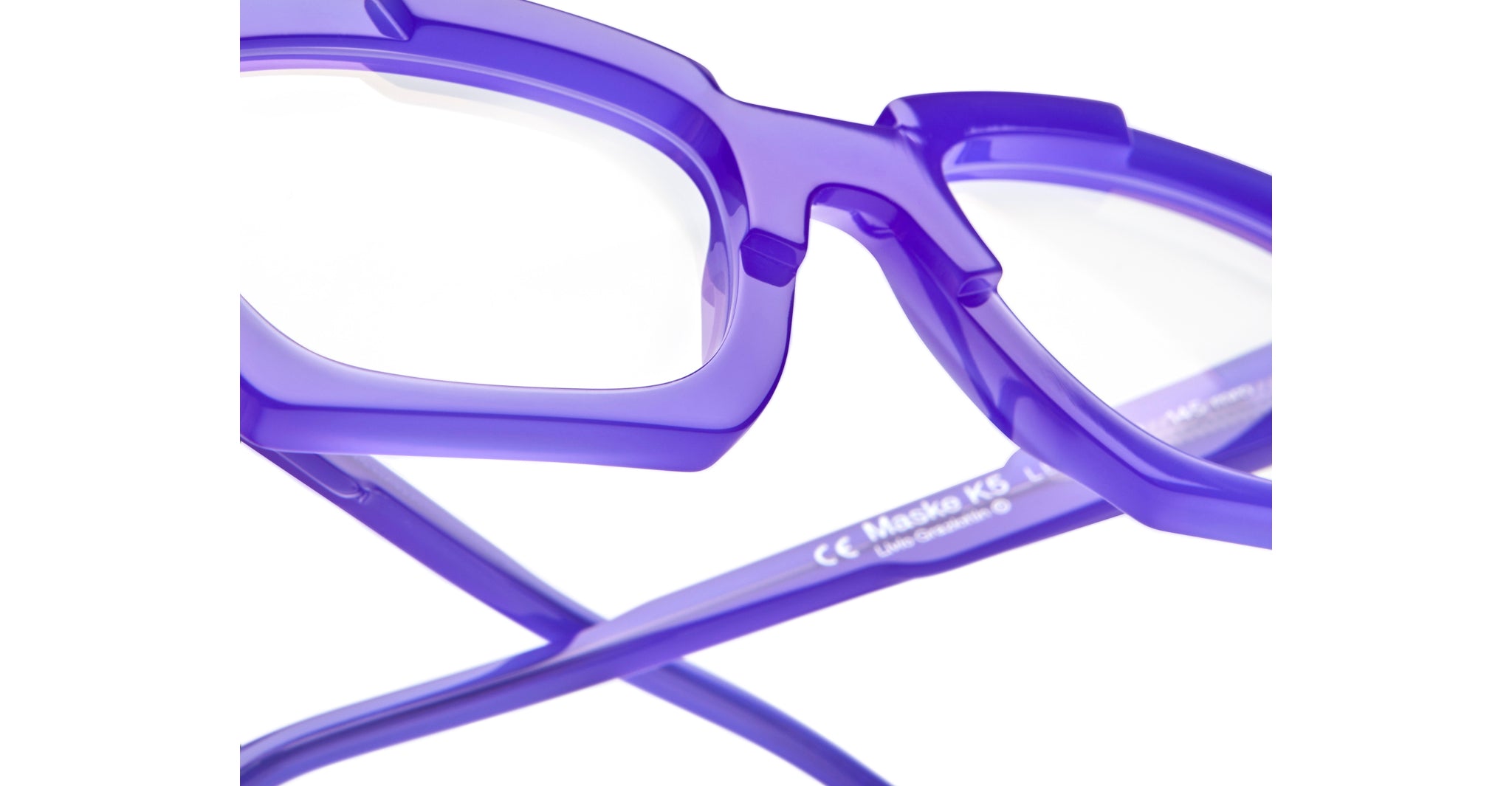 Kuboraum K5 Optical Frame in Color LB Liberty Blue Front Detail