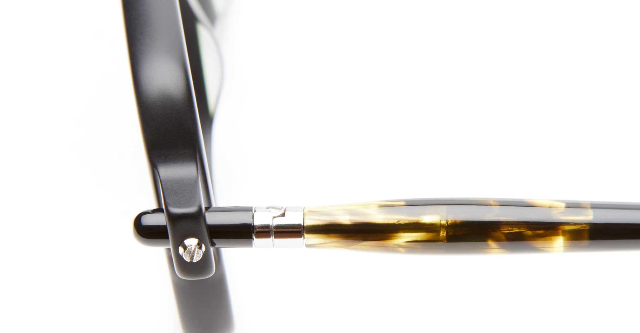 Kuboraum P2 BM YH in Black Matte and Yellow Havana KRO0P2BMYH0000OP
