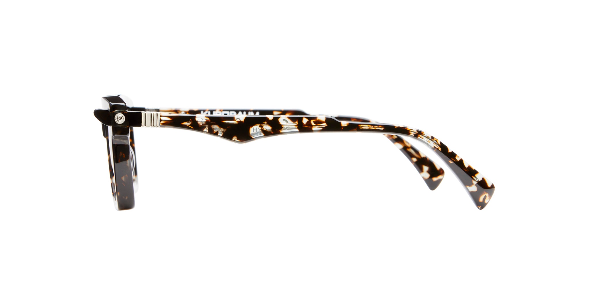 Side view of KUBORAUM Kuboraum Q2 eyeglasses with tortoiseshell frames, silver hinge, and lightweight curved arms.
