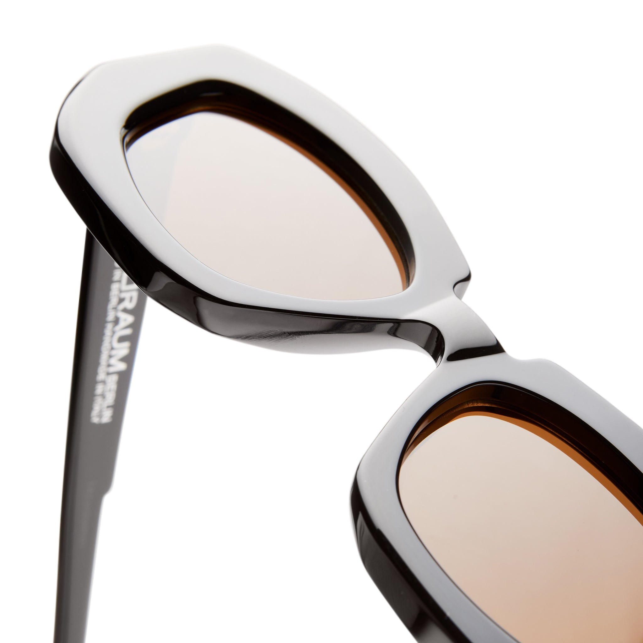 Kuboraum X23 BS in Black Shine KRSX23BS000000BW