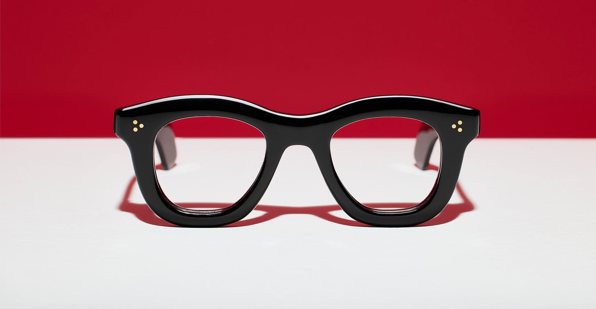 Max Pittion Wellington in Piano Black MXPL-003A