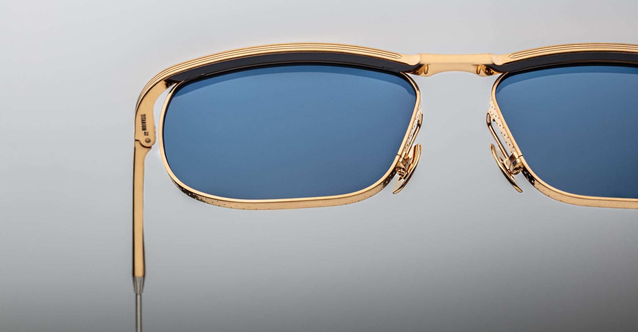 Jacques Marie Mage Melville in Gold JMMME-40