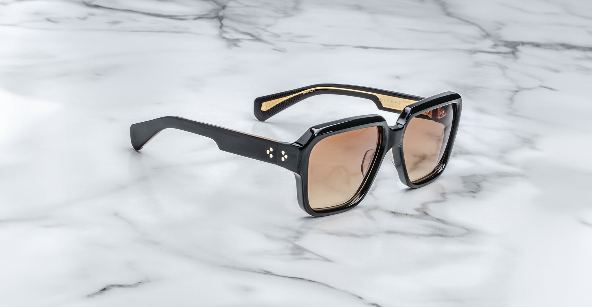 Jacques Marie Mage Alfred in Beluga JMMFR-7T