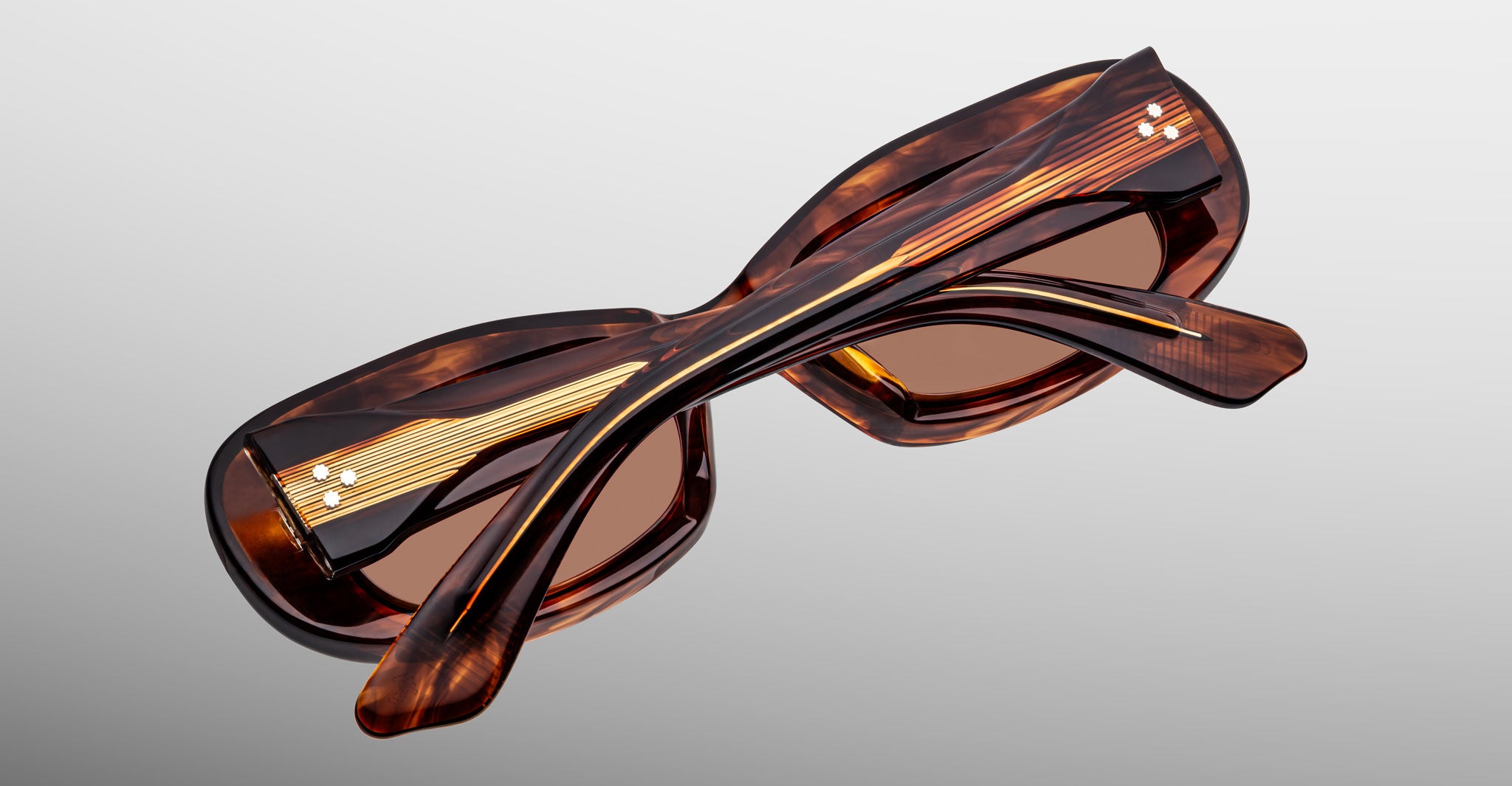 Jacques Marie Mage Ann in Bourbon, back view showing crossed temples and exposed wirecore detail