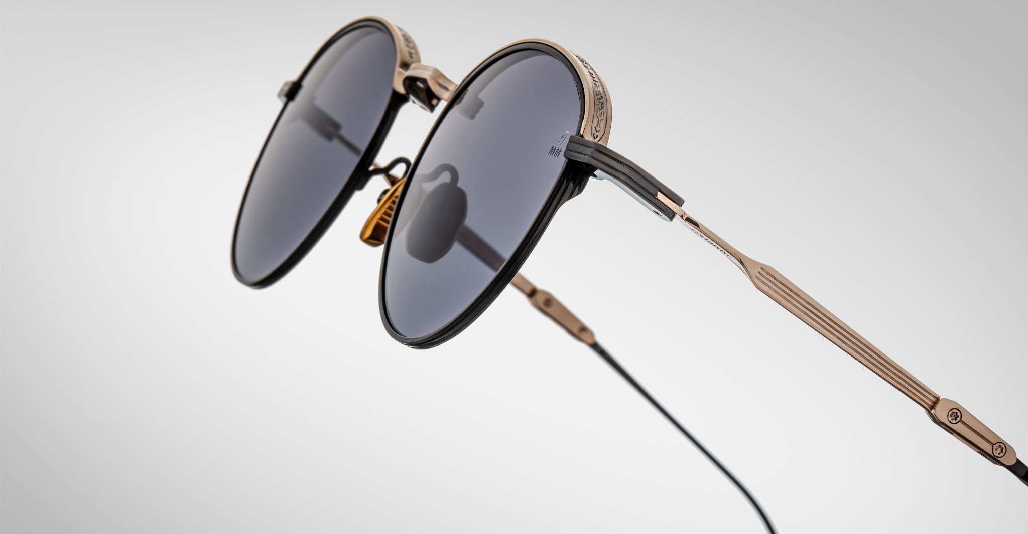 Detailed view of the profile of the Jacques Marie Mage Archibald Sunglass in CIA Colorway
