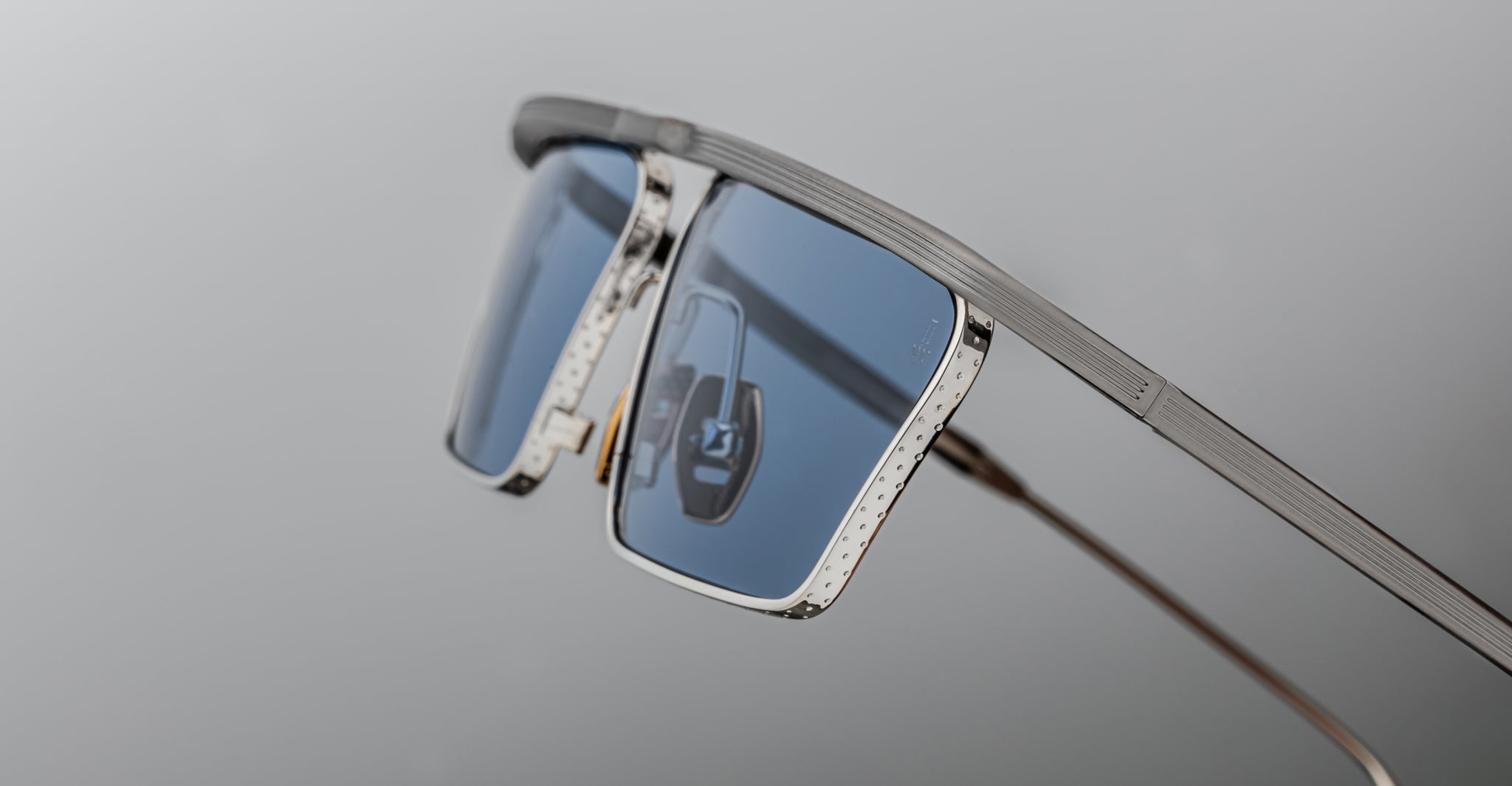 Jacques Marie Mage Bogart in Gris JMMBO-2C