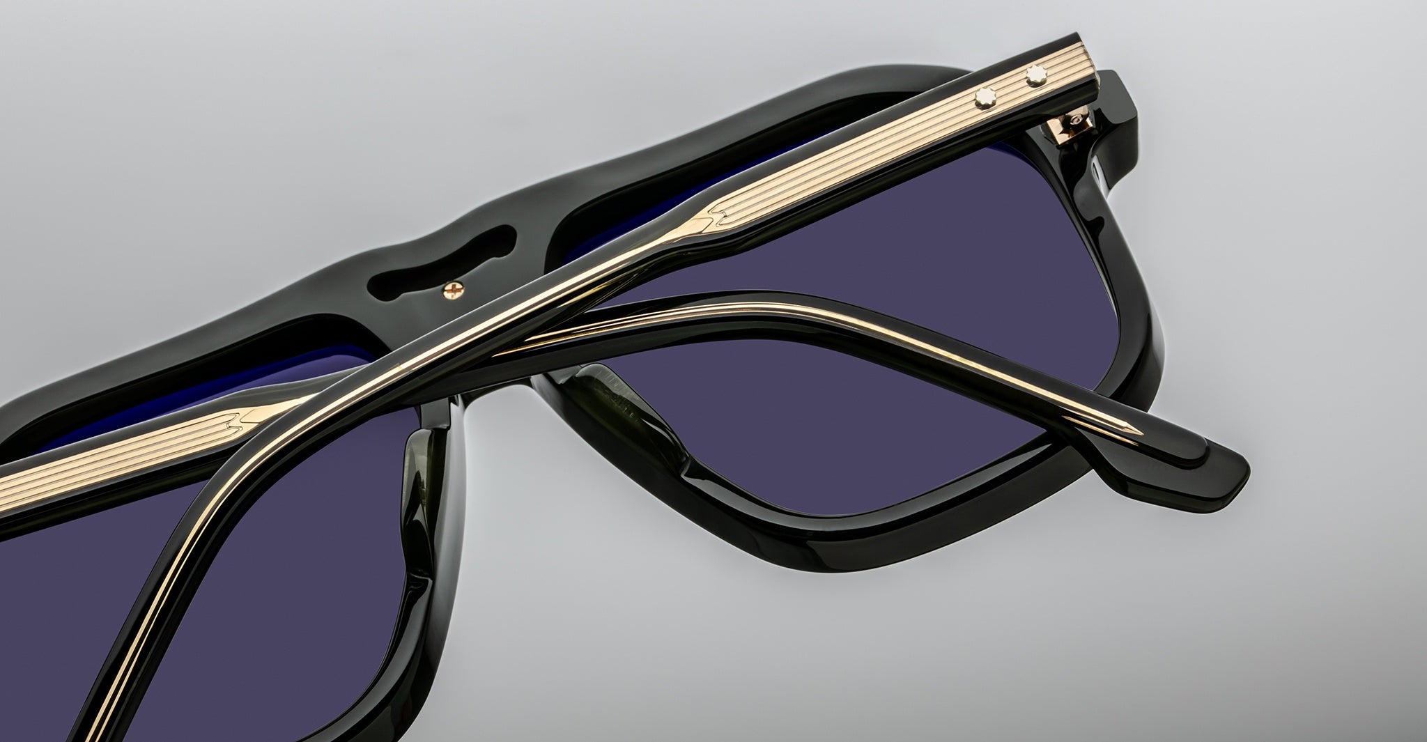 Jacques Marie Mage Casius in Viper JMMCU-1N