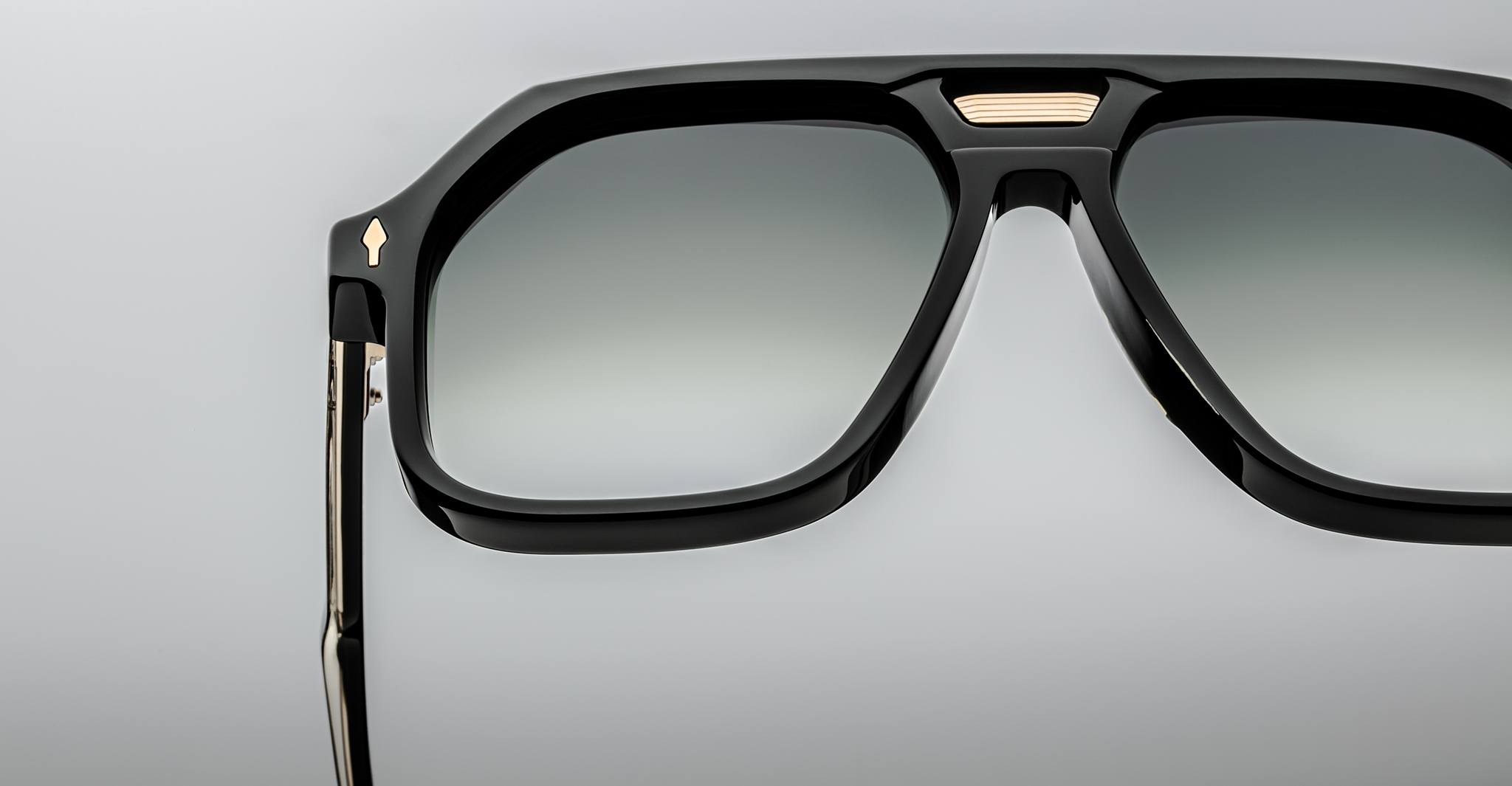 Jacques Marie Mage Casius in Viper JMMCU-1N