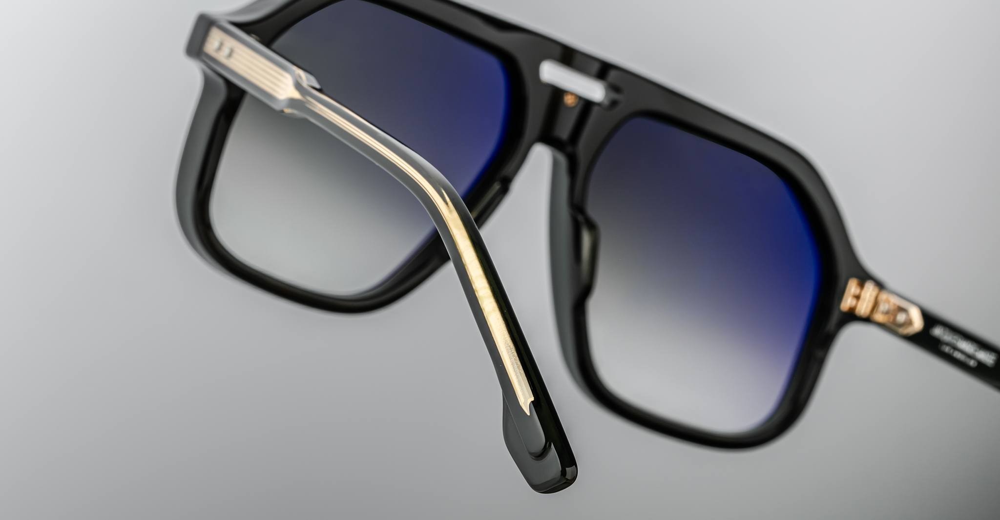 Jacques Marie Mage Casius in Viper JMMCU-1N