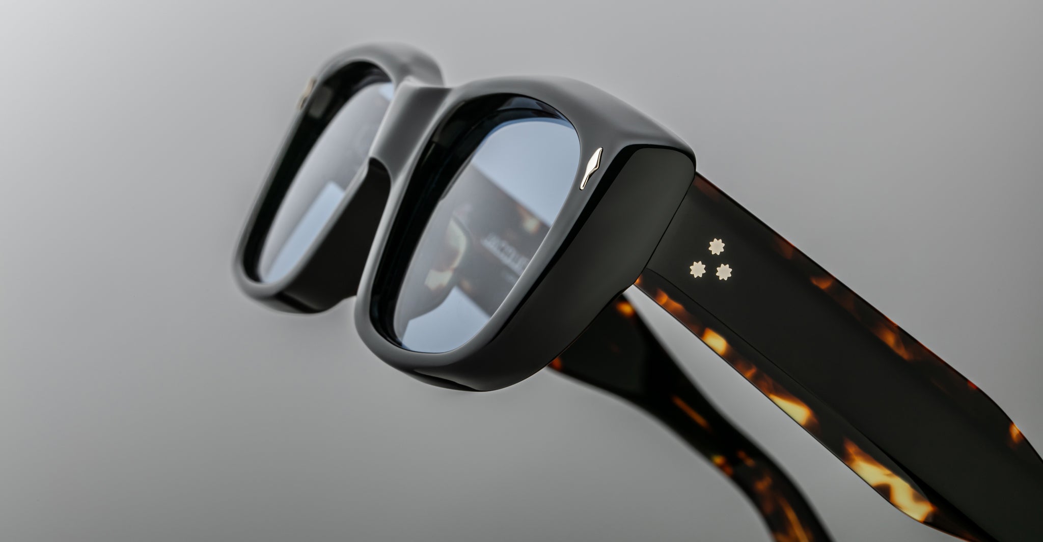 Jacques Marie Mage Corniche in Noir JMMCO-01
