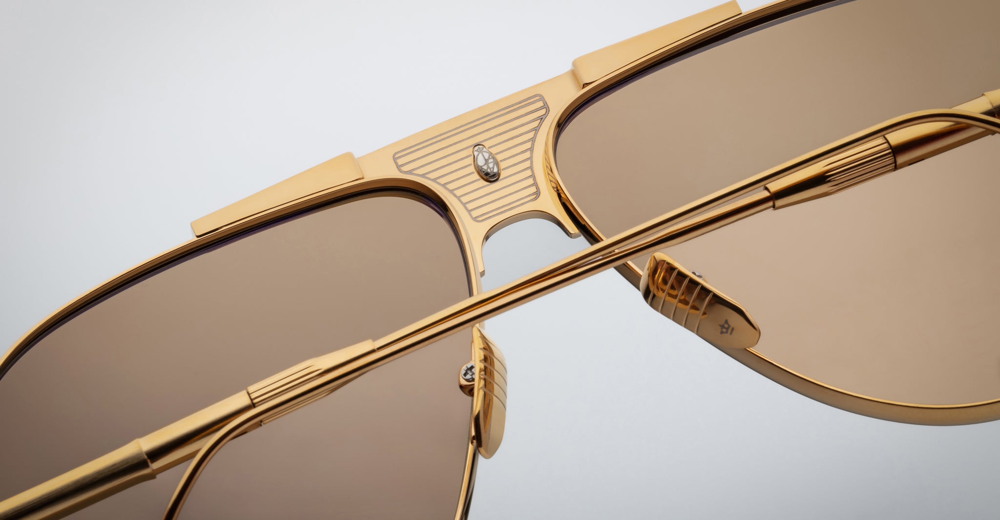 Jacques Marie Mage Daido in Gold JMMAO-40