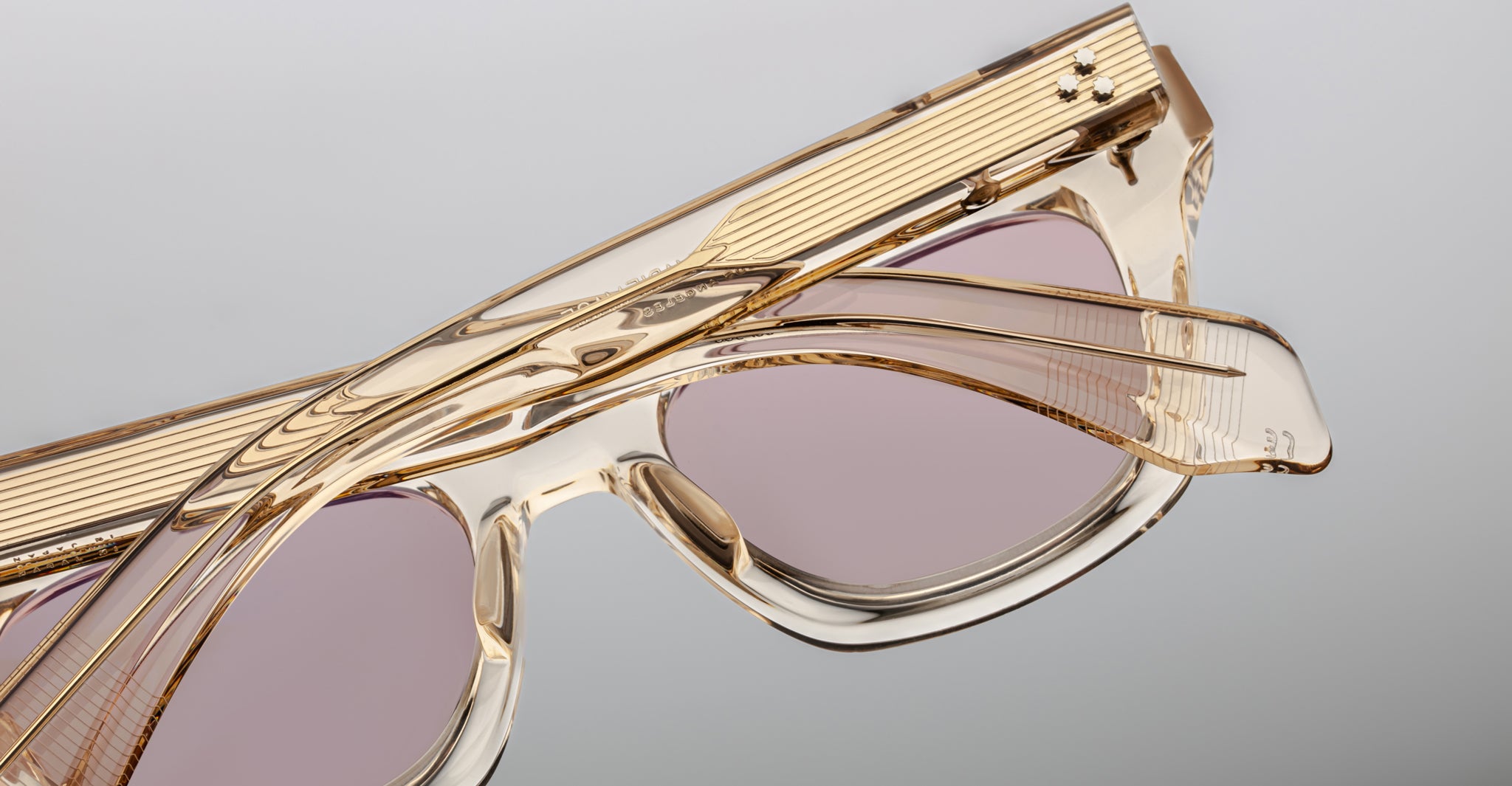 Jacques Marie Mage Dealan in Pearl JMMDE-1P