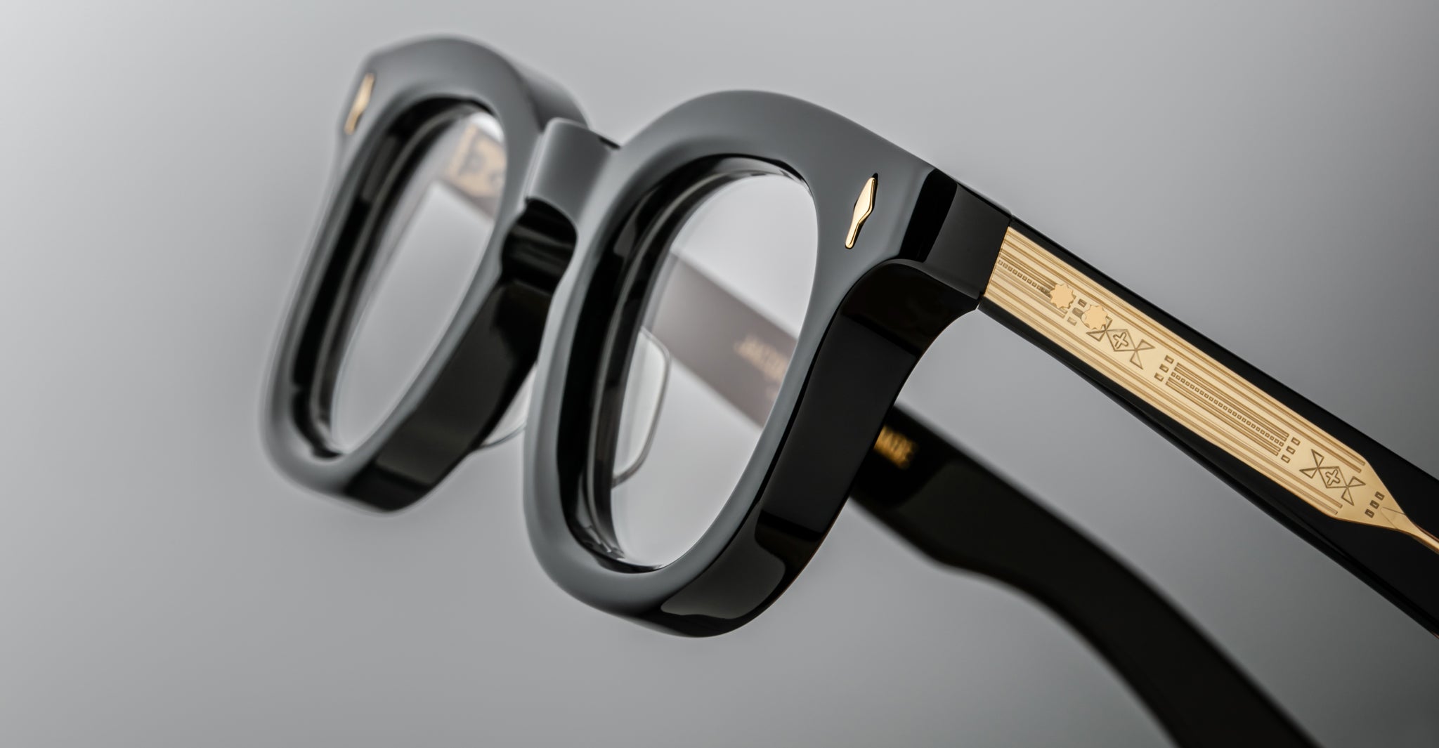 Jacques Marie Mage Devaux Frame in Stallion JMMDURX-13F