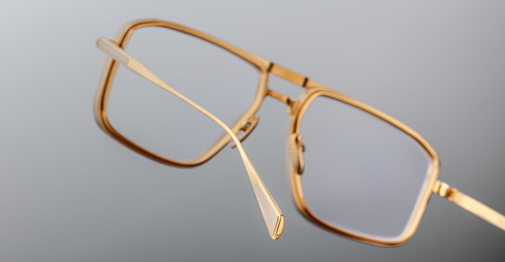 Jacques Marie Mage Earl Frame in Gold JMMERRX-40